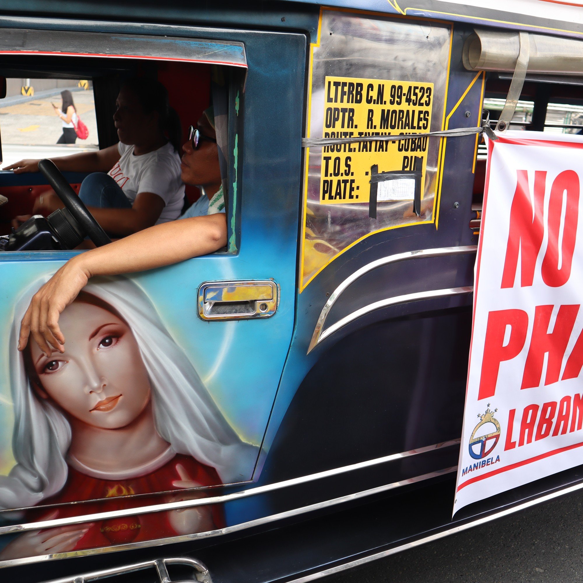 philippines-iconic-jeepneys-face-final-stop-as-drivers-strike-against