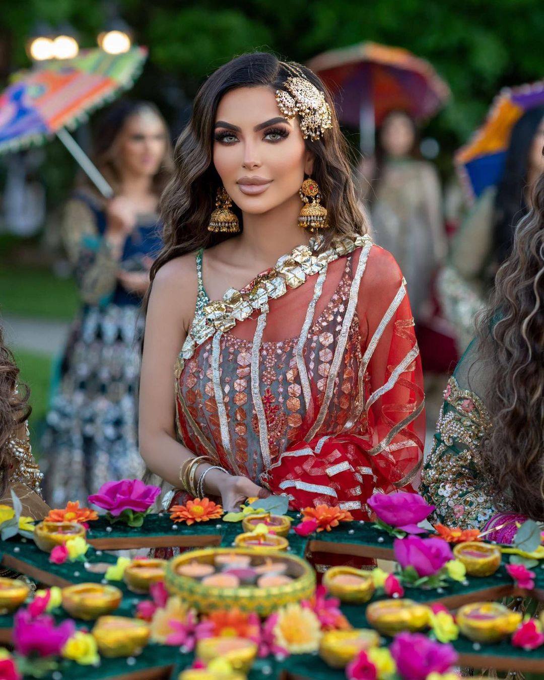 Faryal Makhdoom may be best known as the wife of boxer Amir Khan, but she also runs her own beauty line and boasts 152,000 followers on YouTube. Photo: @faryalmakhdoom/Instagram