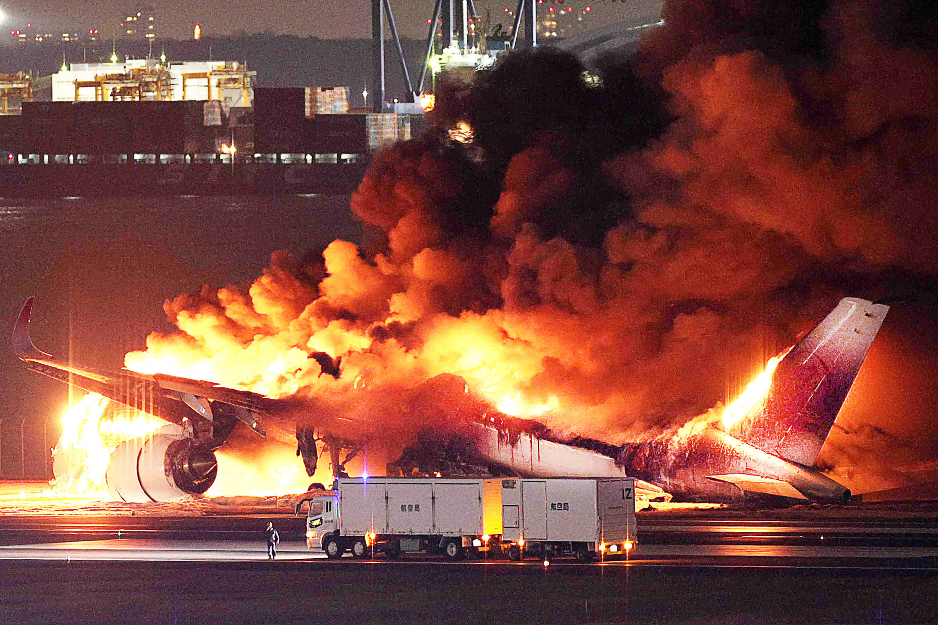 Transcripts from flight recorders revealed that a Japan Airlines passenger jet had permission to land before colliding with a coastguard aircraft on the runway at Tokyo’s Haneda airport. Photo: TNS