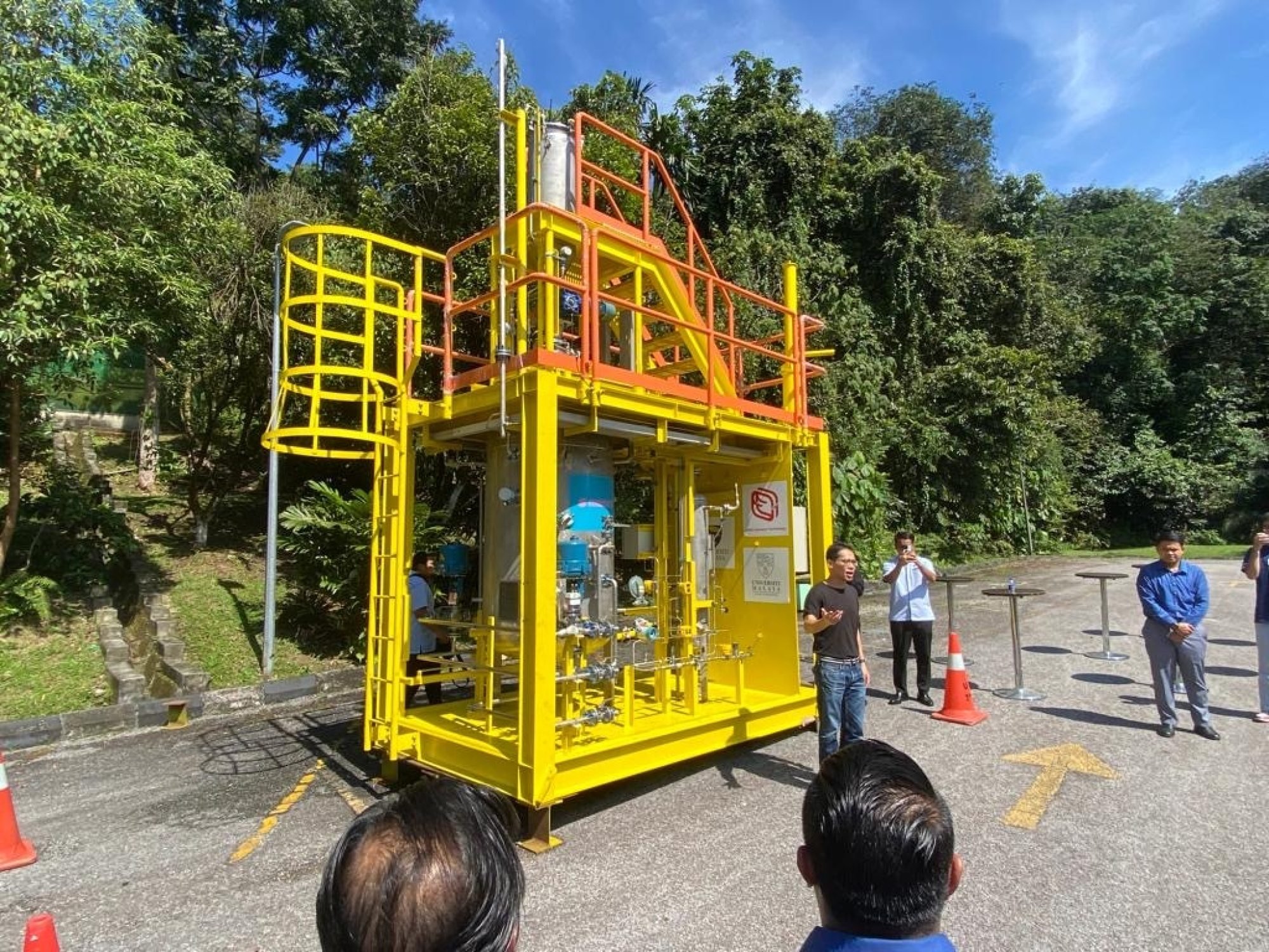 Hong Kong renewable energy agency provides benefits of eco-friendly hydrogen to Malaysian college