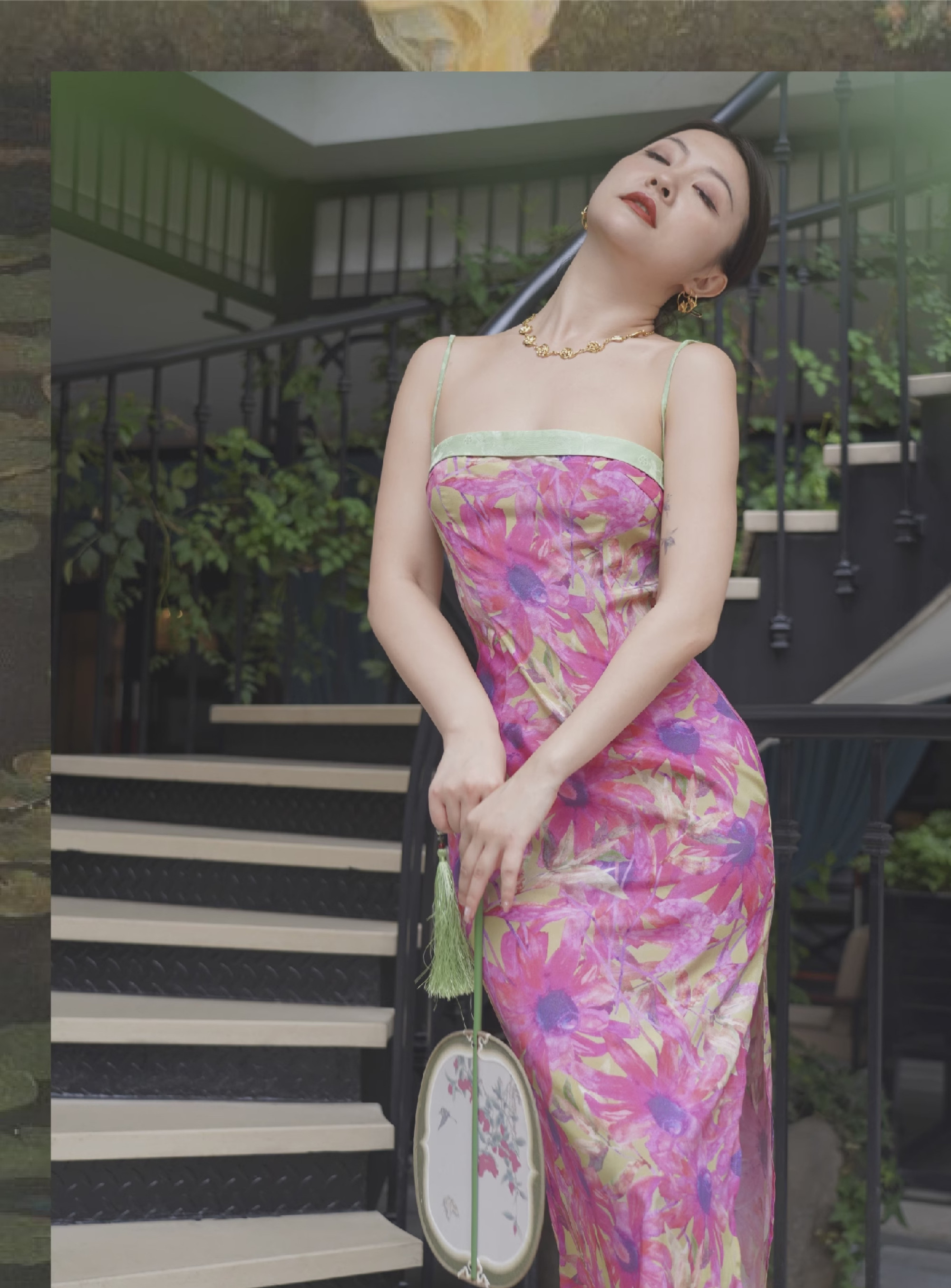 Fashion victim: China actress wraps 10 layers of cling film around