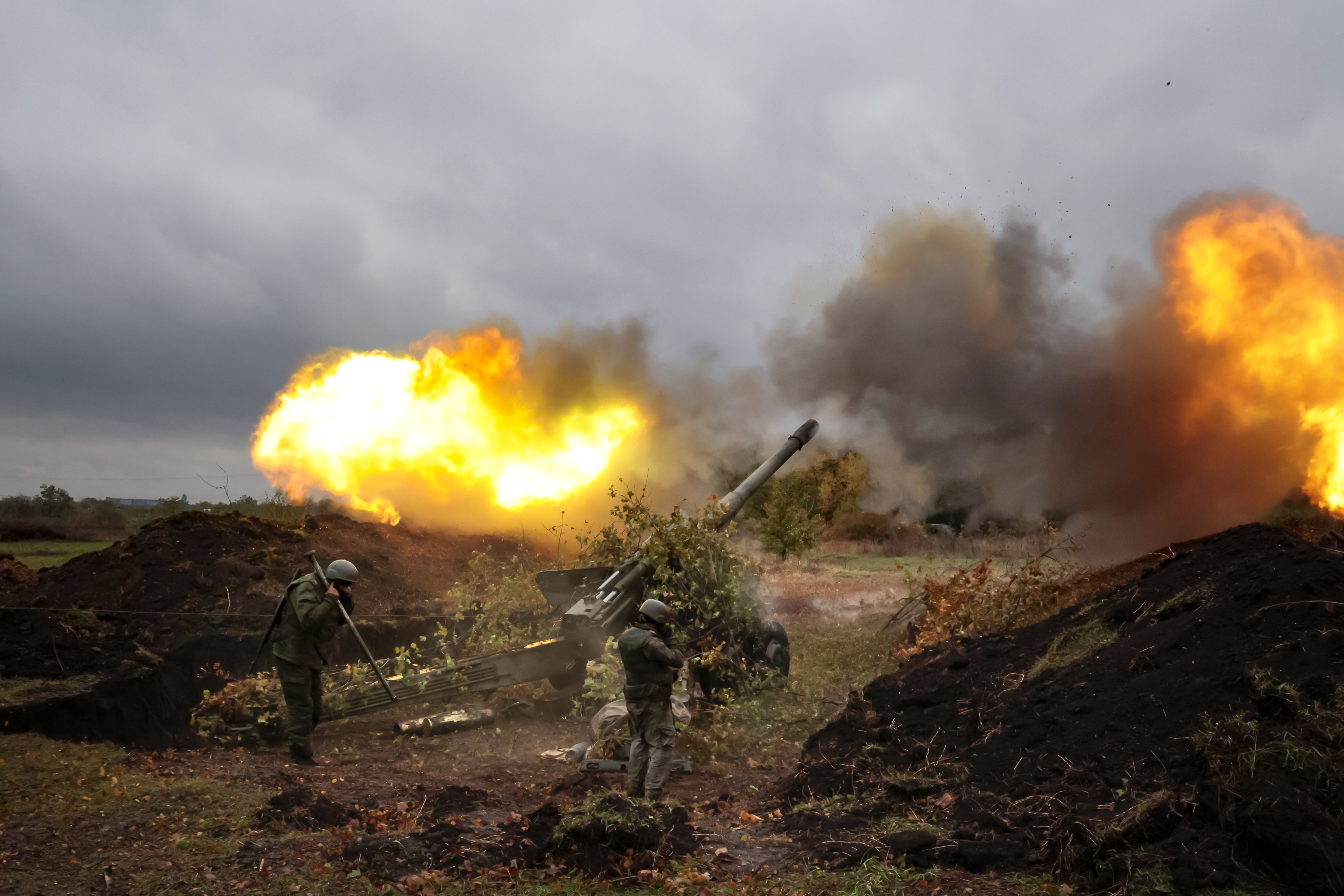 Russian troops fire artillery from their position at Ukrainian troops at an undisclosed location in the Russian-controlled Donetsk region of eastern Ukraine in October 2022. Photo: AP