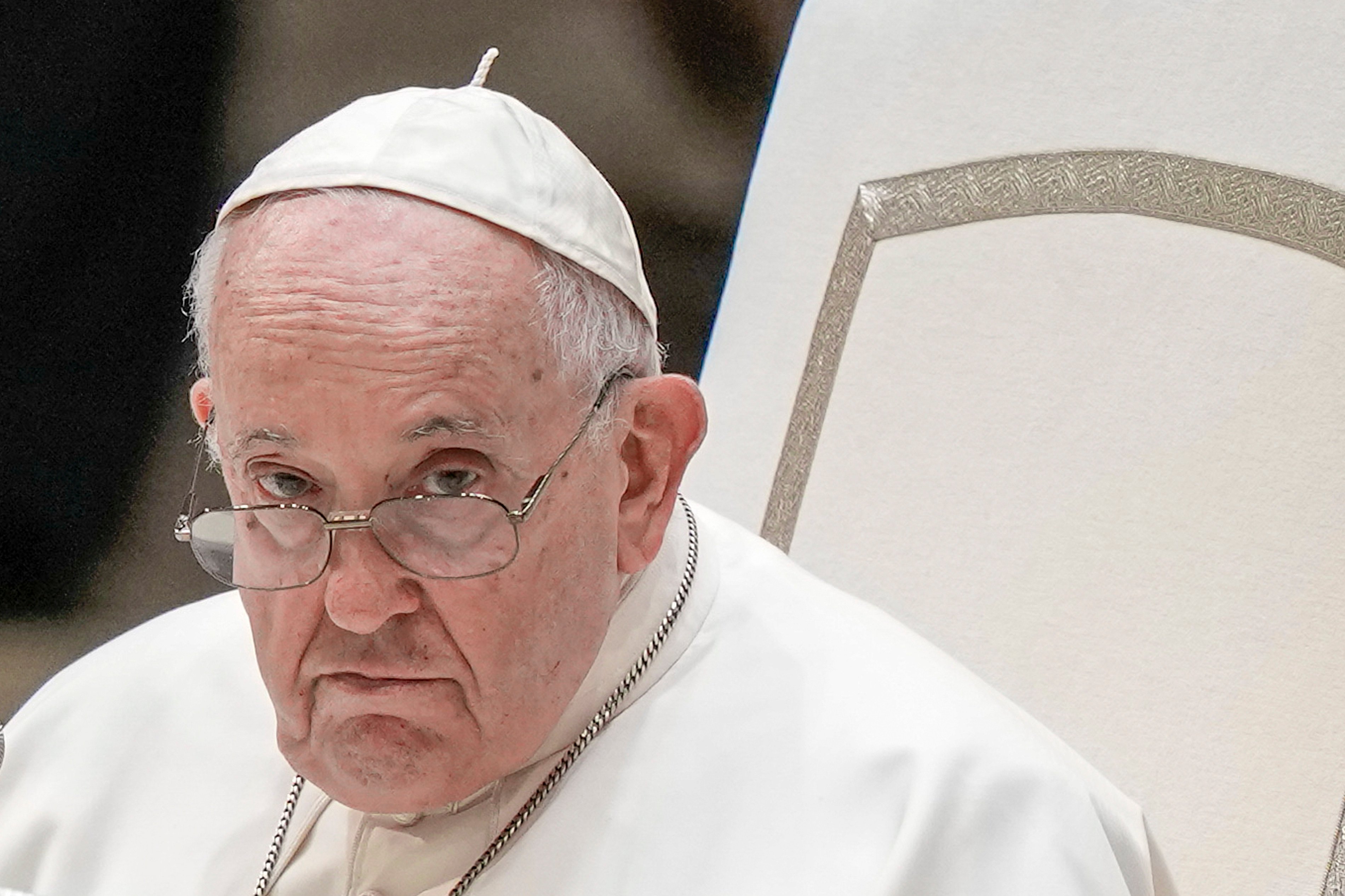 Pope Francis on Monday called for a universal ban on the “despicable” practice of surrogate motherhood, as he included the “commercialization” of pregnancy in an annual speech listing the threats to global peace and human dignity. Photo: AP