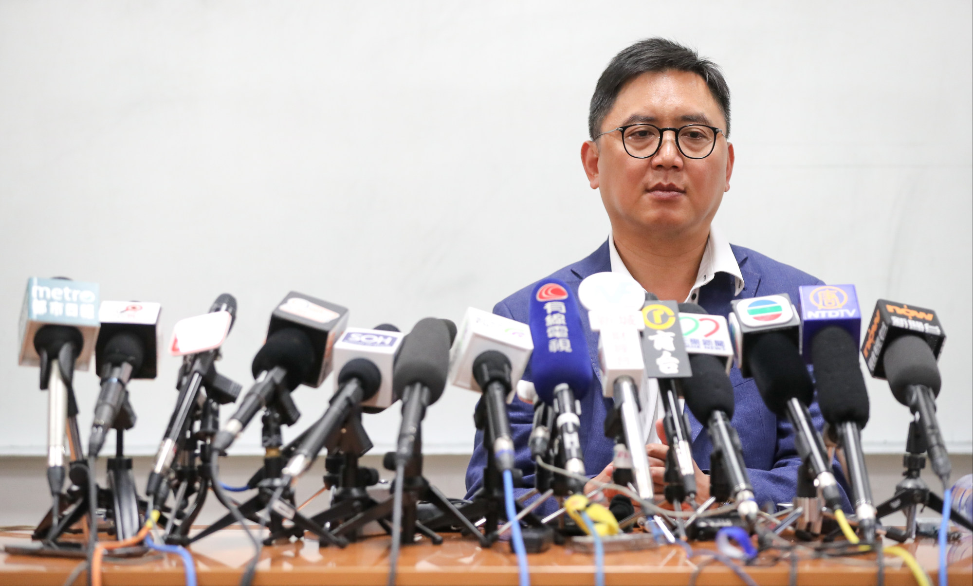 Hong Kong’s leader says community work must come first among district ...
