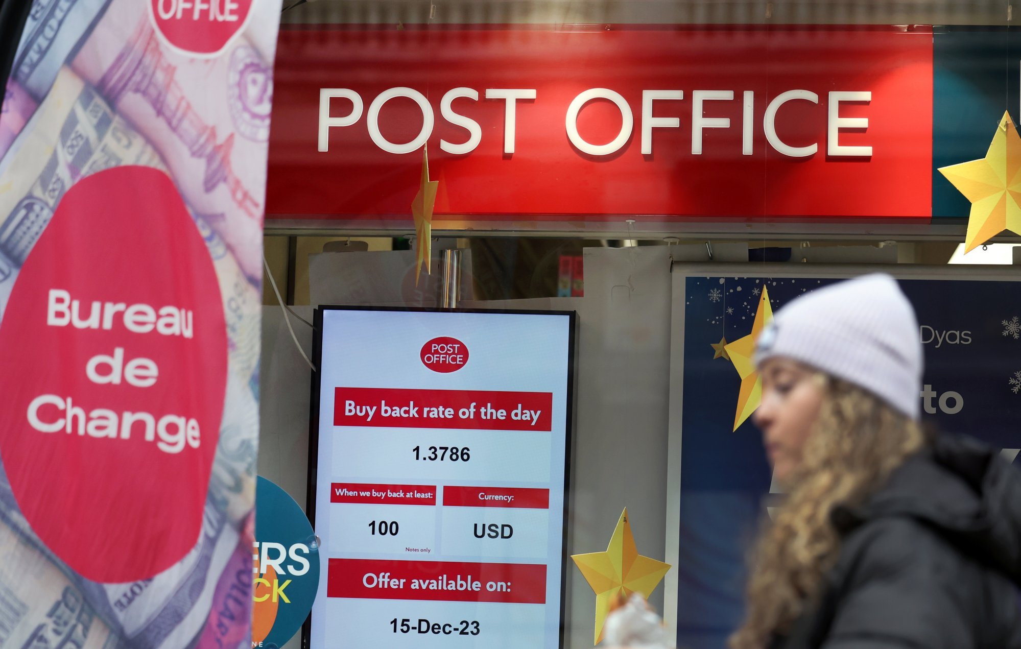 Hundreds Of UK Postal Workers Wrongly Accused Of Fraud To Be ...