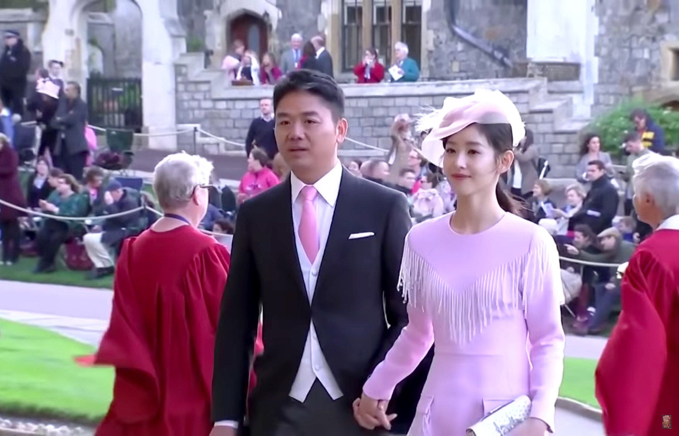 JD.com chairman Richard Liu Qiangdong and wife Zhang Zetian at Princess Eugenie’s wedding. Photo: YouTube