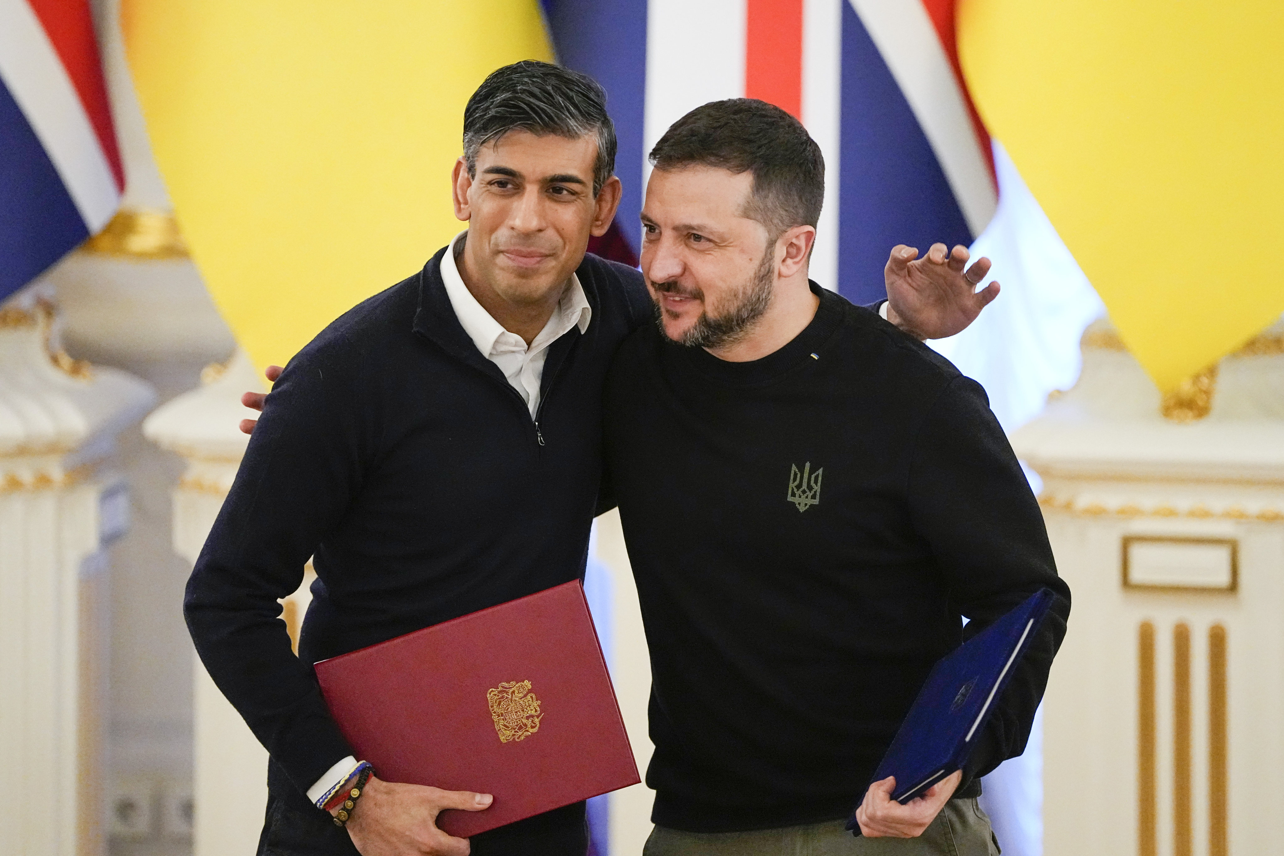 UK Prime Minister Rishi Sunak pledged more than US$3 billion in aid to Ukraine amidst a meeting with President Volodymyr Zelensky in Kyiv on Friday. Photo: AP