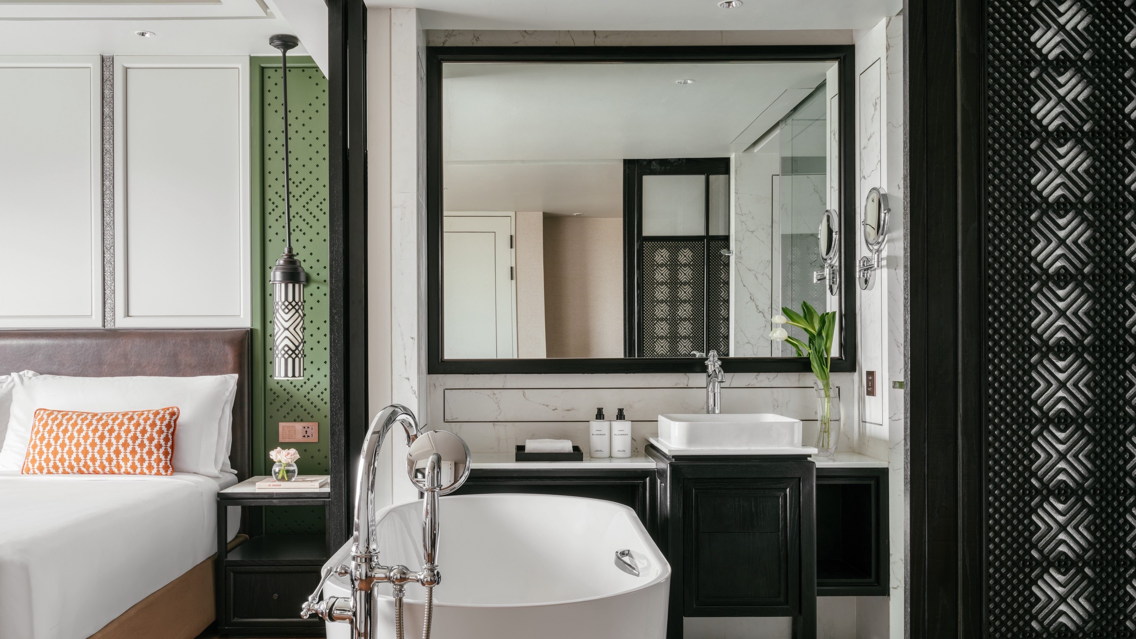 A Classic King room at InterContinental Chiang Mai The Mae Ping. Photo: InterContinental Chiang Mai The Mae Ping
