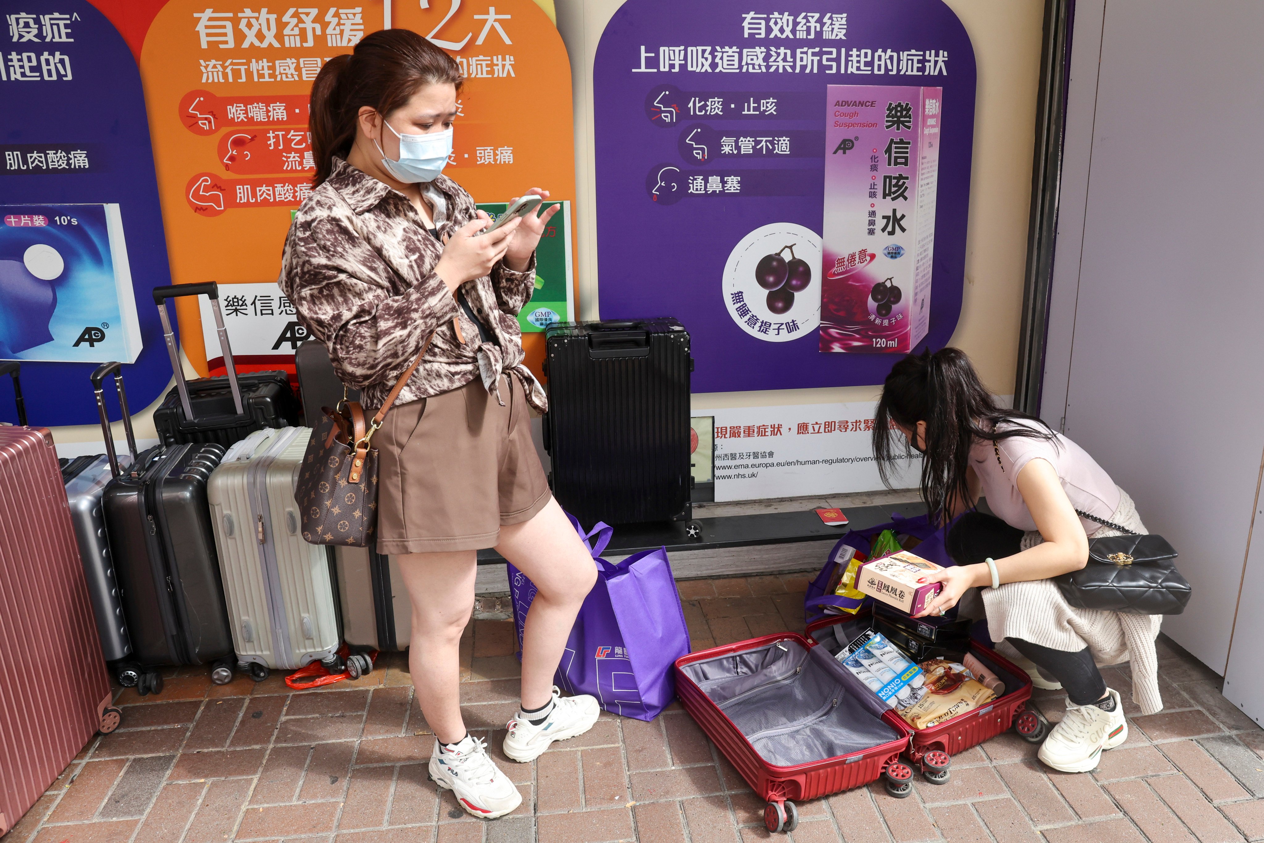 Experts say parallel trading is unlikely to return if an old visa scheme relaunches, pointing to changes in spending habits among mainland tourists. Photo: Edmond So