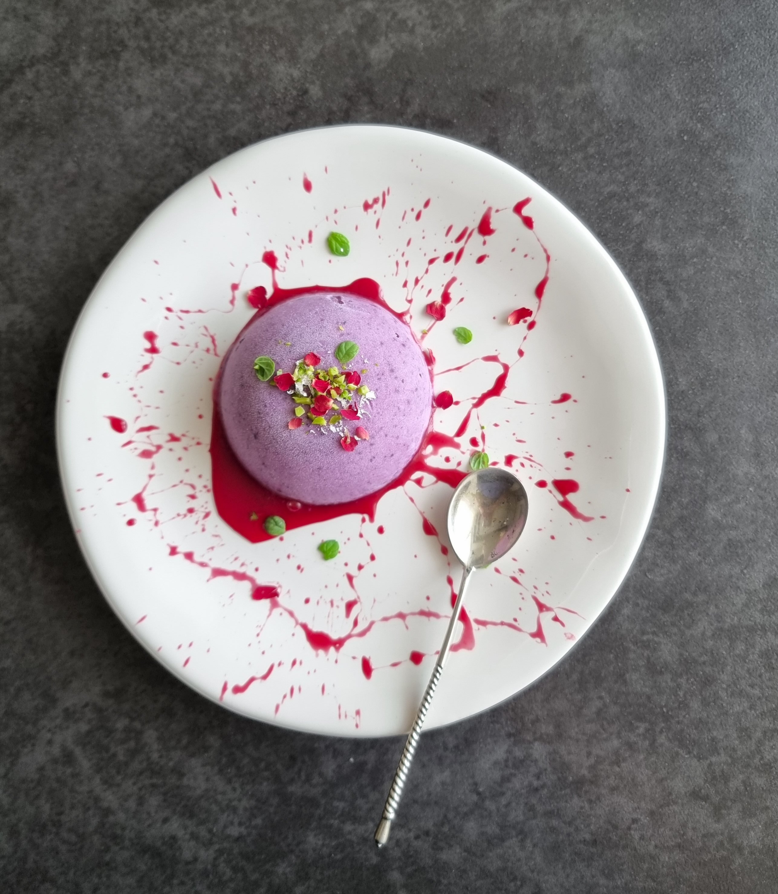 Surabhi Sehgal’s jamun froyo with a painterly effect made with sauces.  Photo: Surabhi Sehgal