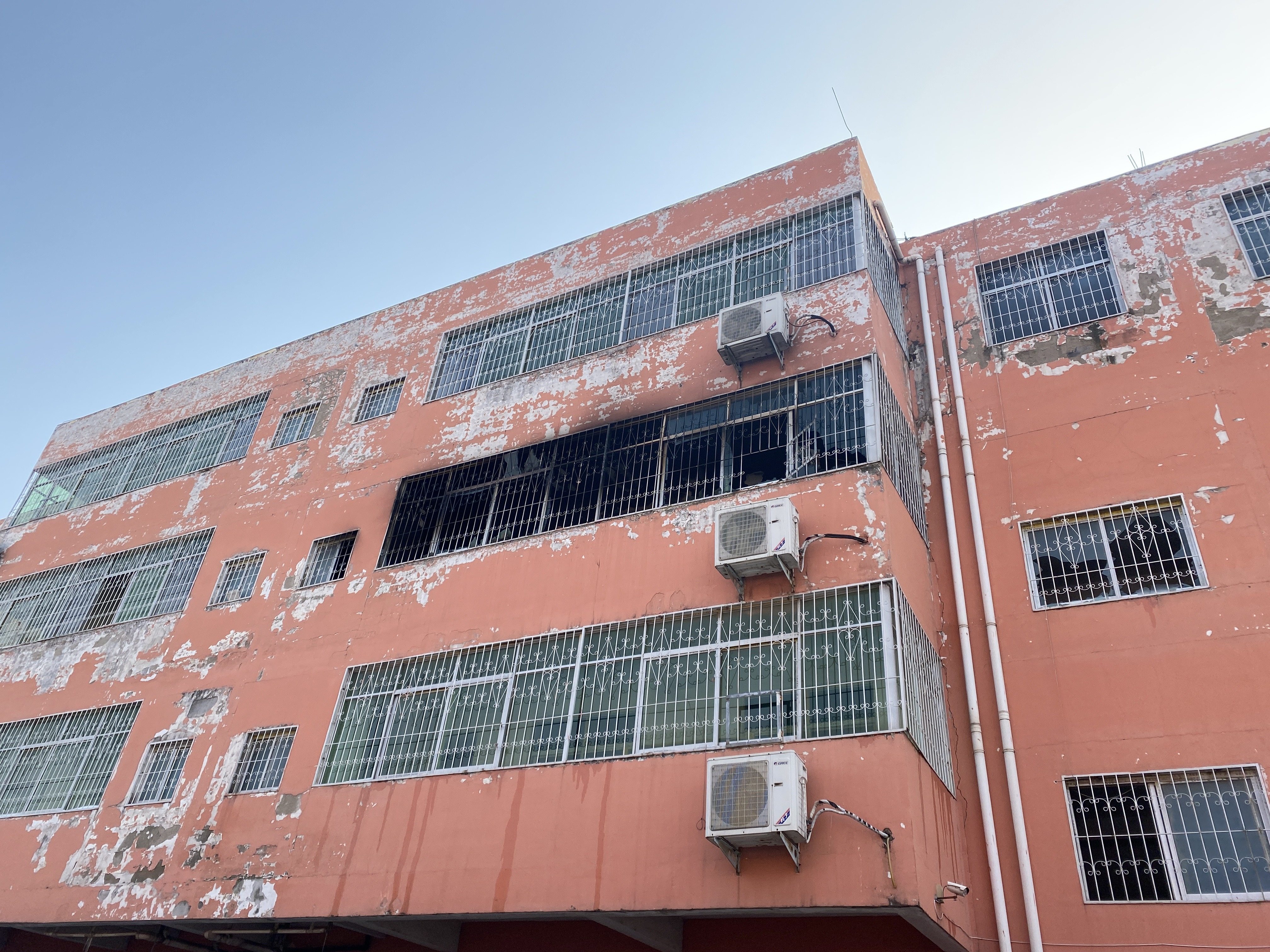 The blaze at this dormitory at Yingcai School in Henan’s Fangcheng county was reported to local fire services around 11pm on Friday. Photo: Xinhua