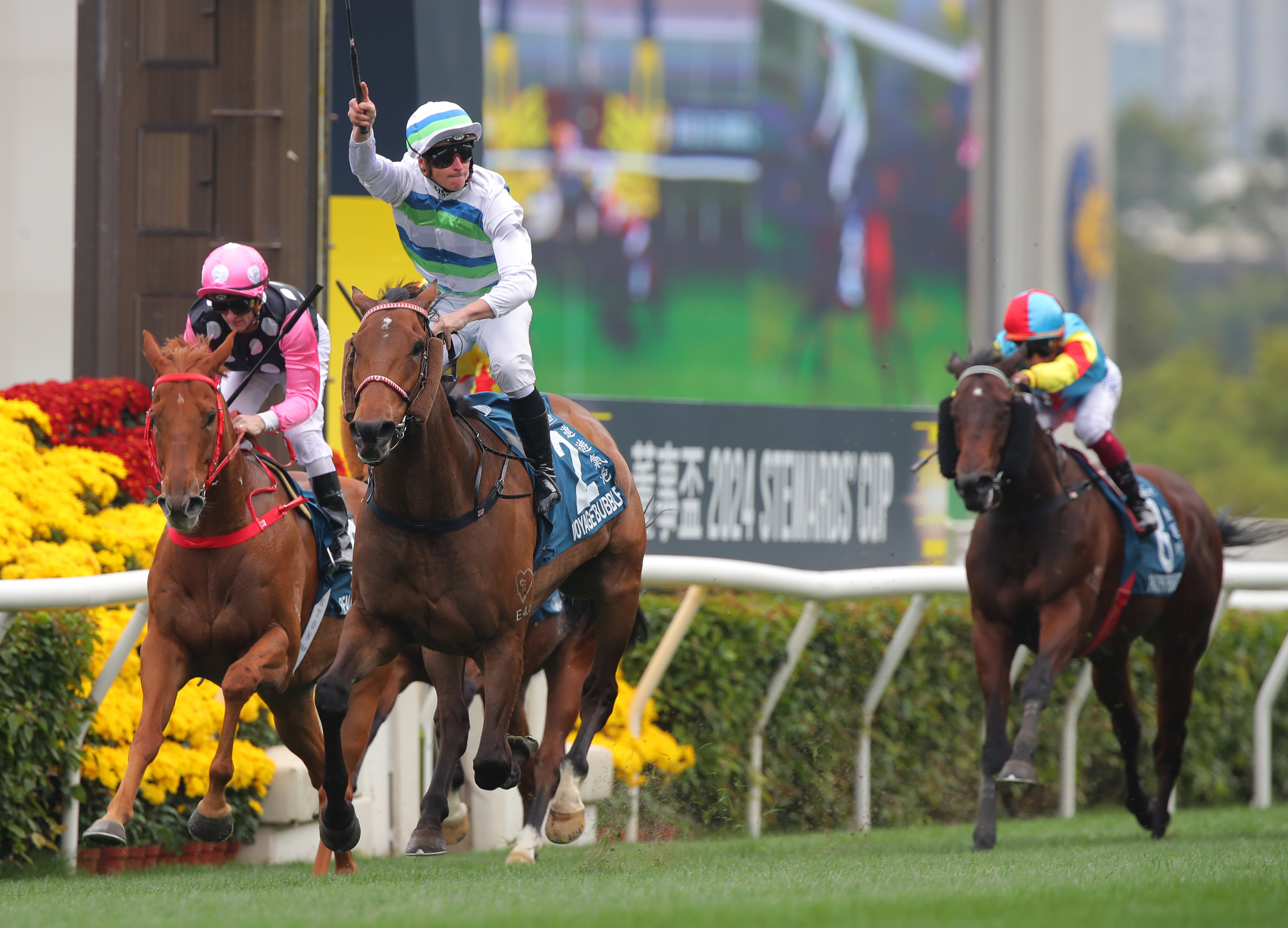 Jockey James McDonald salutes following Voyage Bubble’s Group One Stewards’ Cup (1,600m) win at Sha Tin on Sunday. Photos: Kenneth Chan