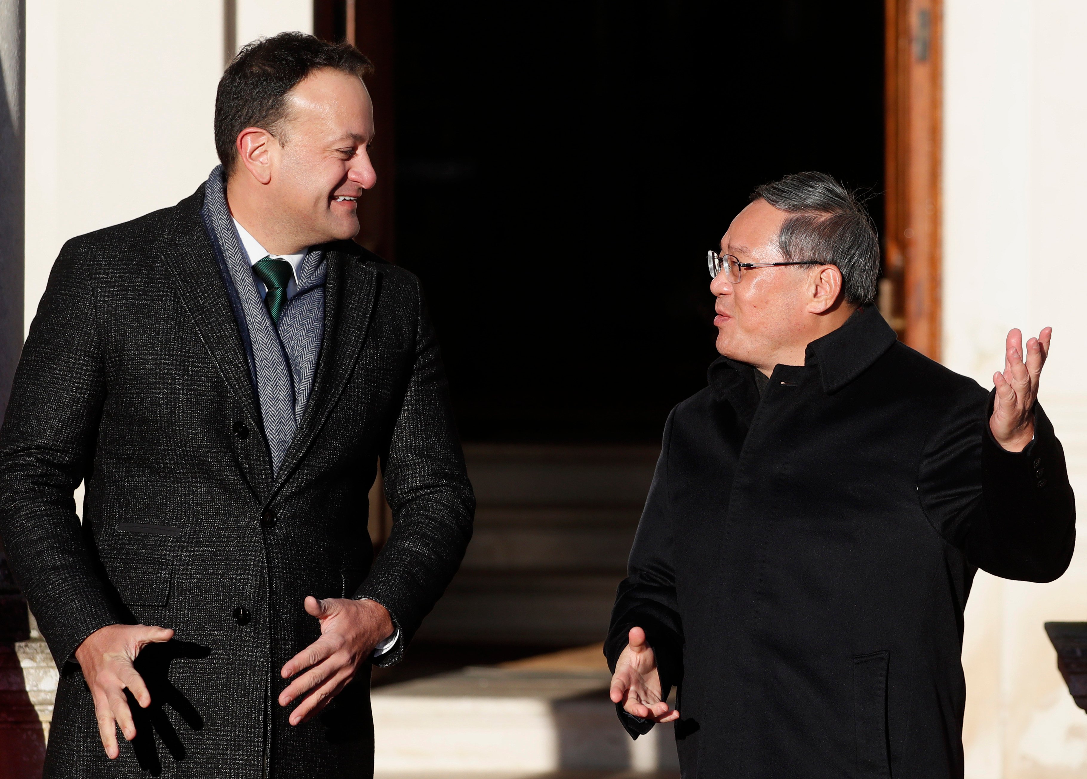 Chinese Premier Li Qiang (right) is greeted by Ireland’s Prime Minister Leo Varadkar in Dublin on January 17. On Wednesday, the European Commission will unveil details on its economic security strategy. Photo: AP