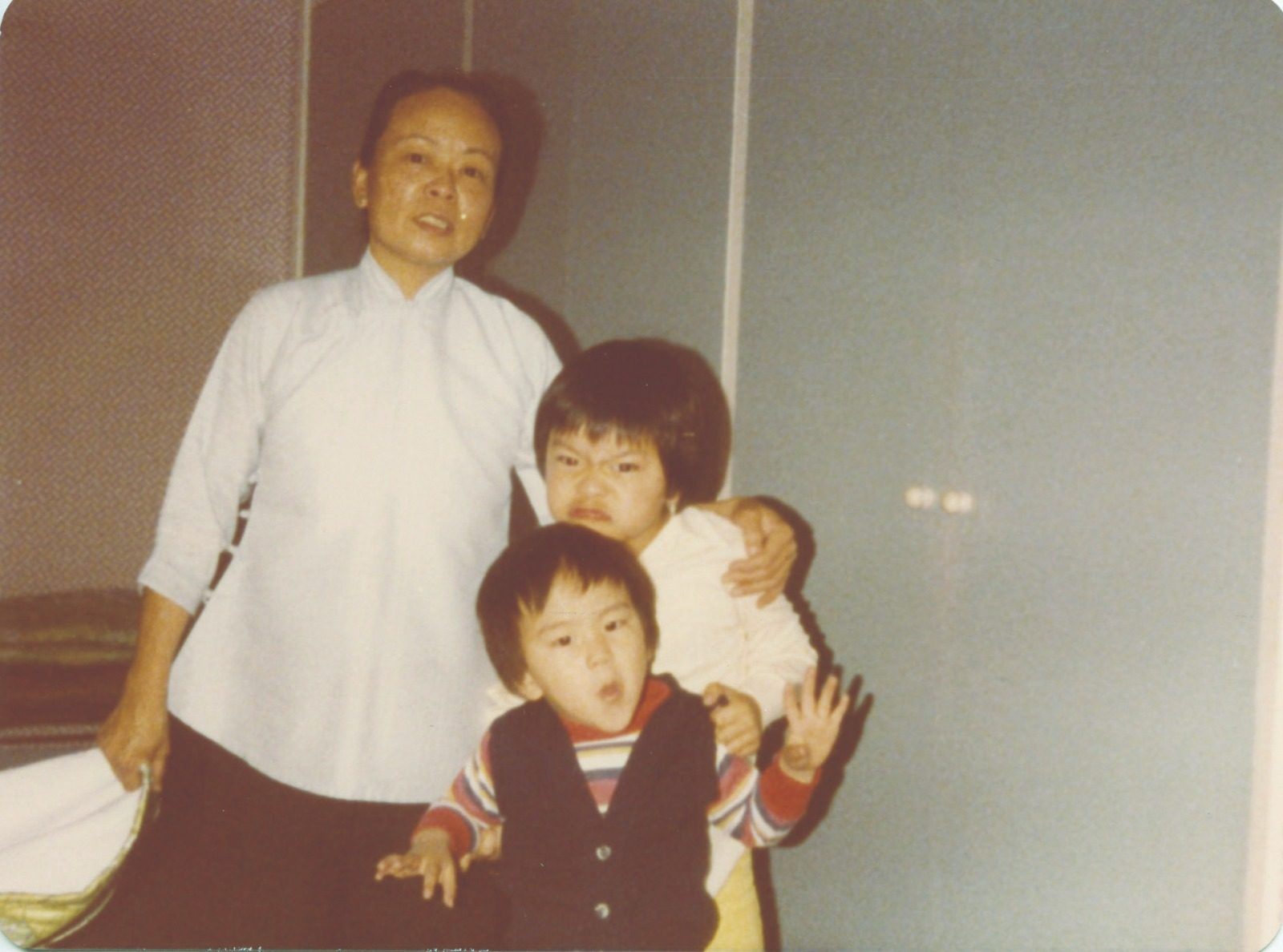 Mak (left), a “self-combed woman” from China’s Guangdong province who chose not to get married and became a domestic helper, with Hong Kong artist Kurt Tong (front) and his older brother. Photo: courtesy of Kurt Tong