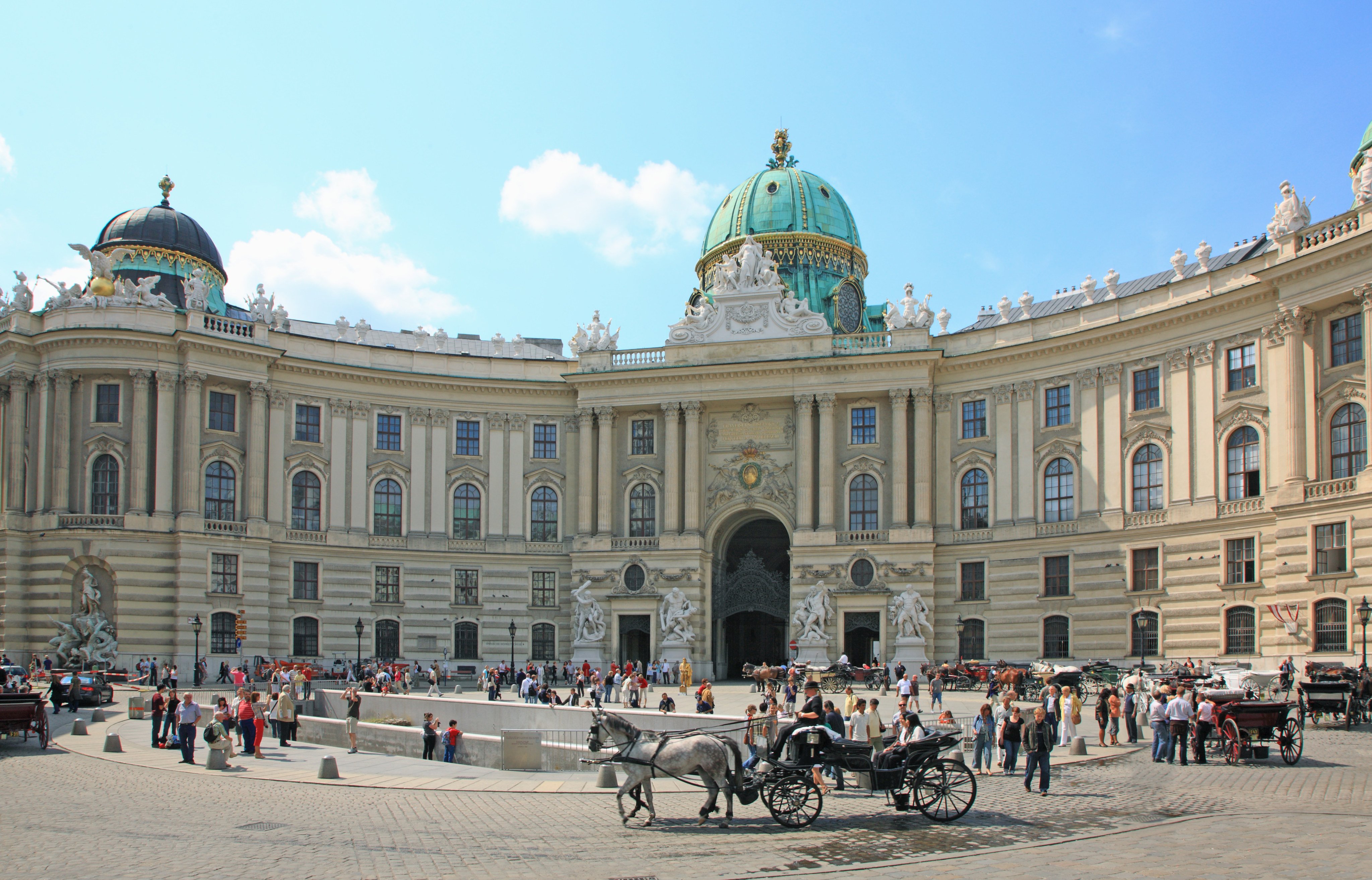 Vienna’s Hofburg Palace, one of its major tourist attractions. The Austrian capital is looking to draw well-heeled tourists away from such popular city centre attractions to less visited districts. Photo: Getty Images