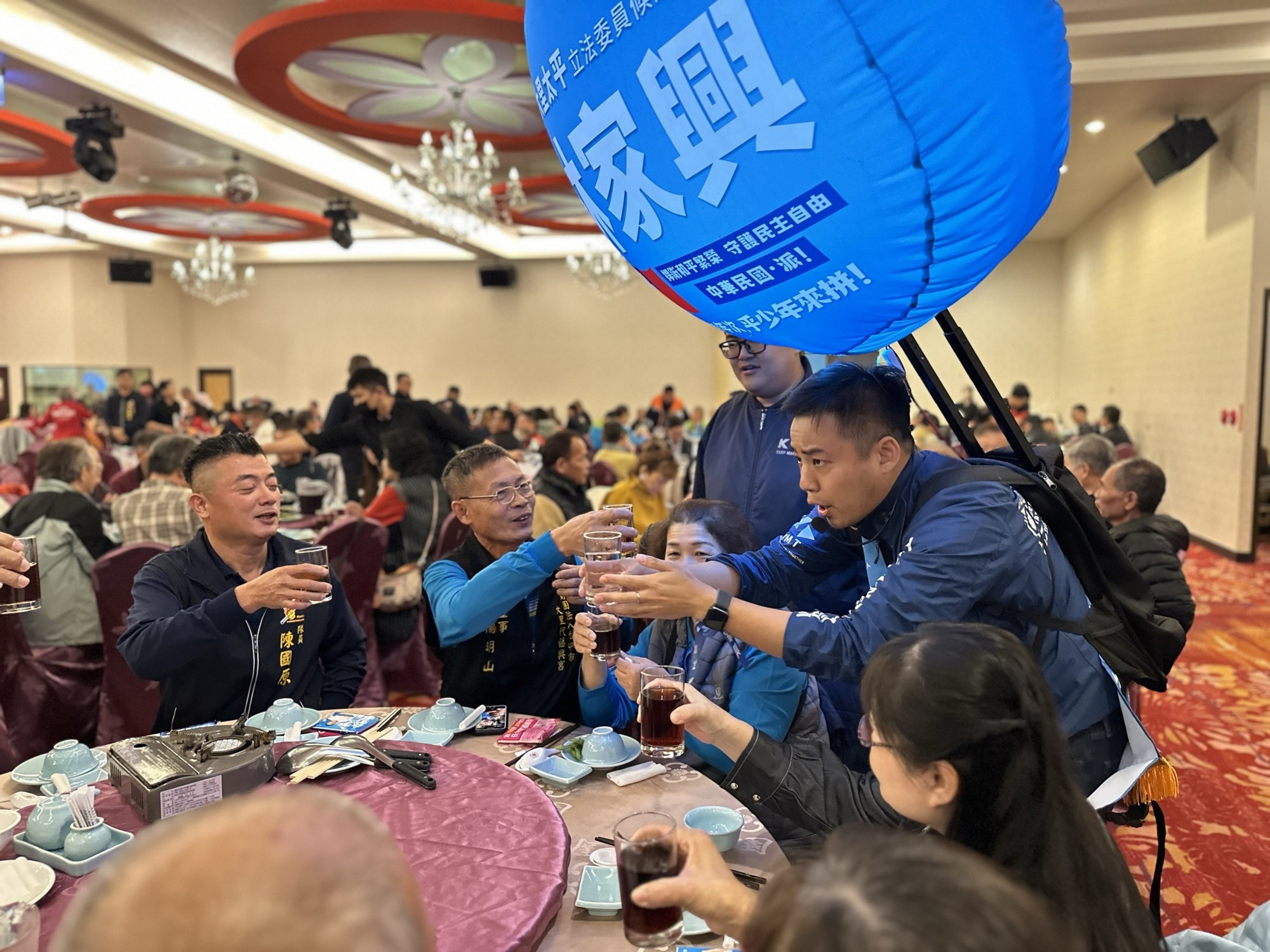 KMT legislative candidate Alfred Lin (right) is determined to build on the support base he developed among his local community during his unsuccessful bid in Taiwan’s January election. Photo: Kinling Lo