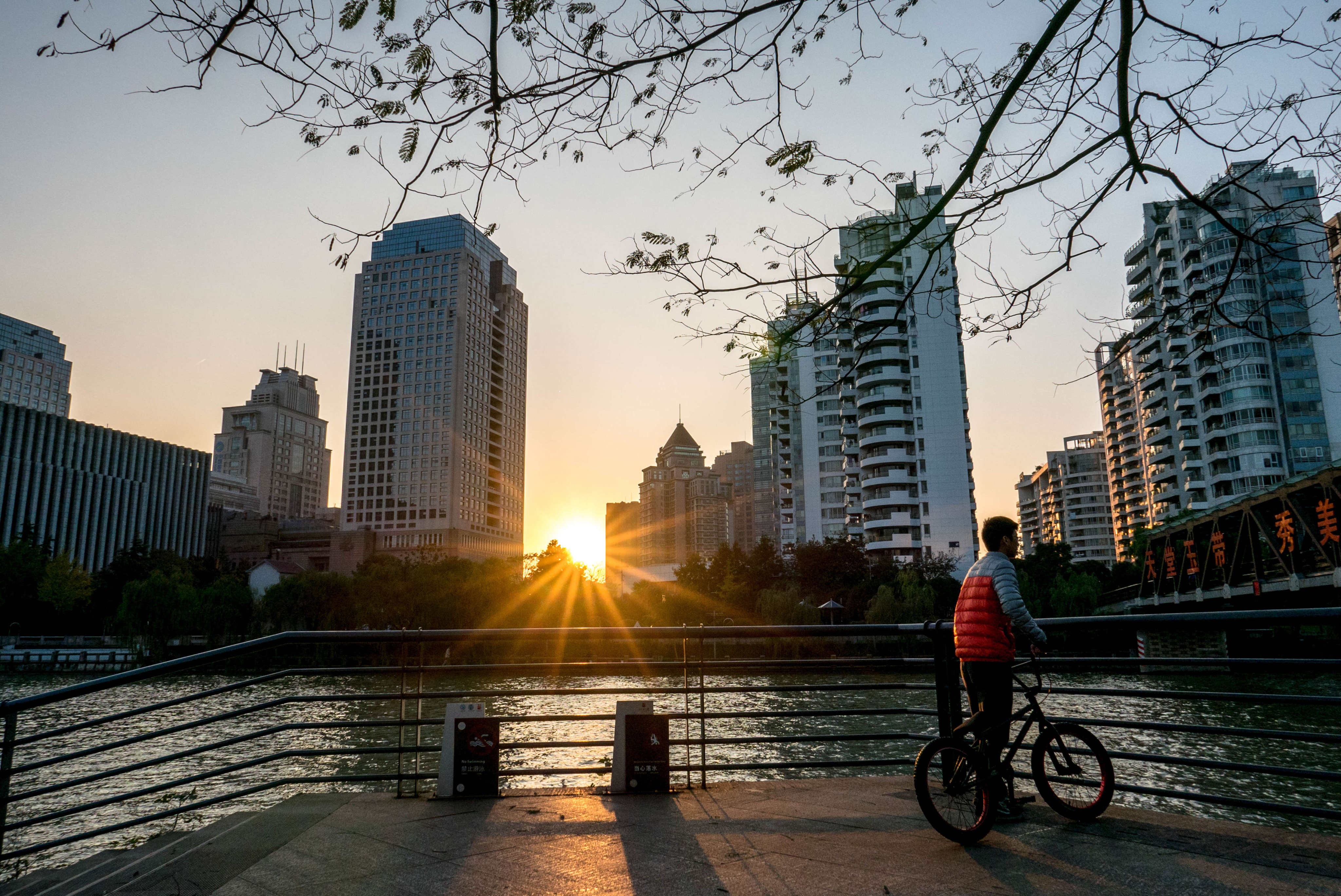 Residential buildings in Hangzhou. The rental market is seeing a ‘consumption downgrading’ phenomenon, with some tenants preferring properties with lower rents, a China Index Academy analyst says. Photo: Getty Images