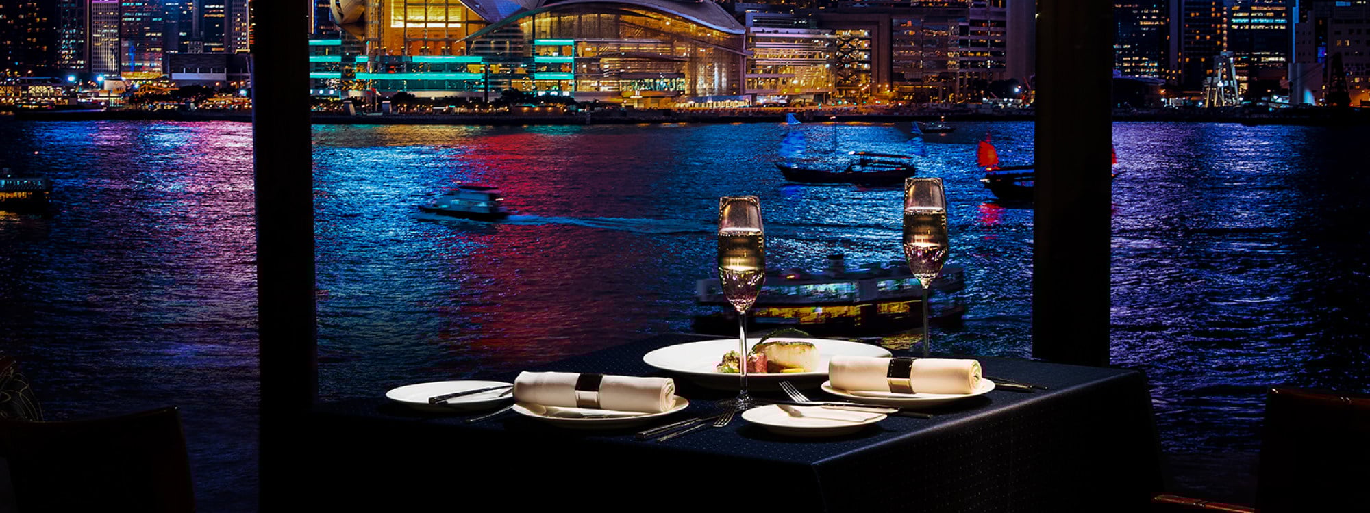 Sheraton offers discounts for Visa cardholders in Hong Kong The Café, Unkai Japanese Cuisine