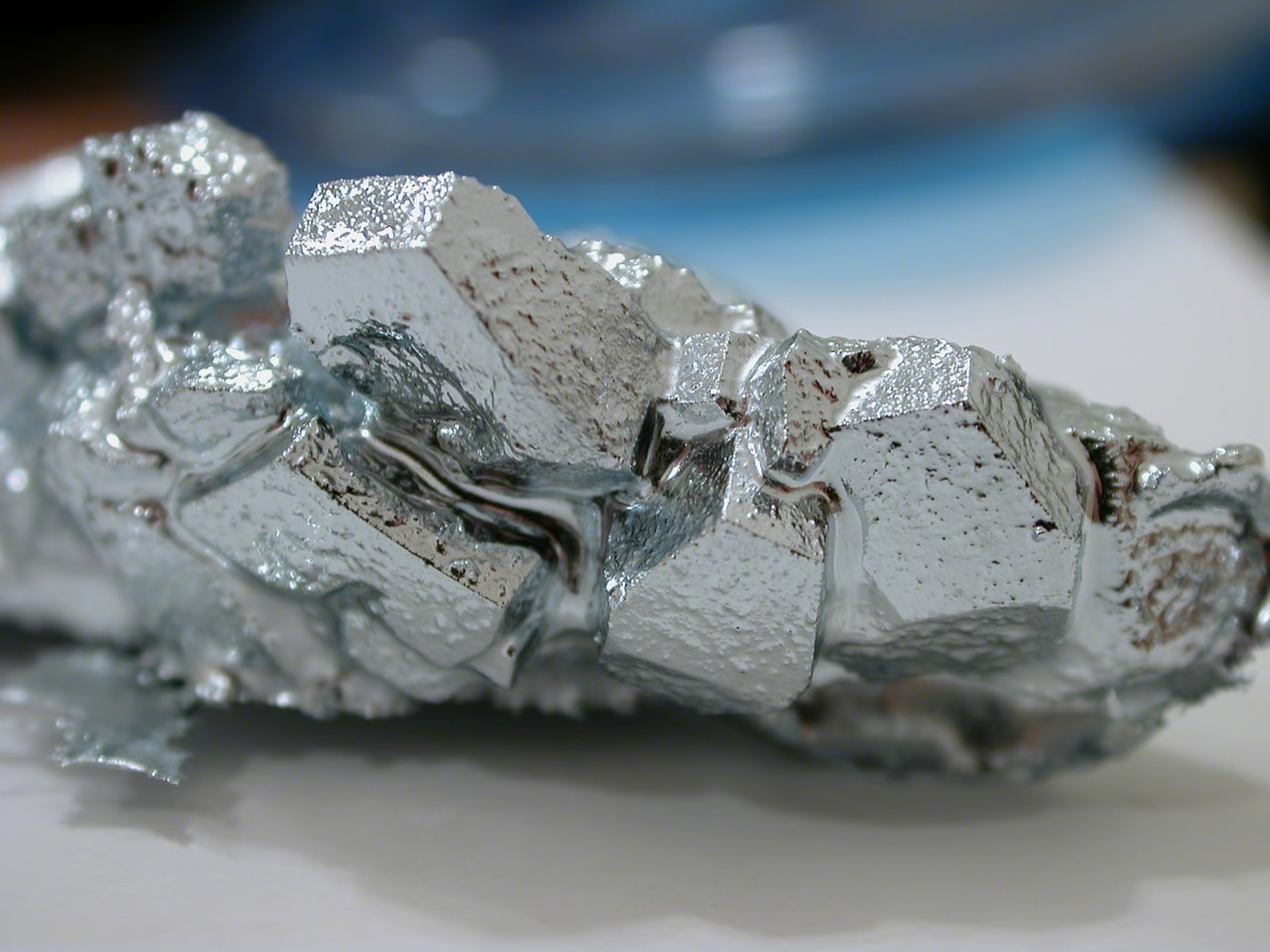 Gallium is a crucial component of cutting-edge products like telecommunications equipment and electric vehicles. Photo: Wikipedia