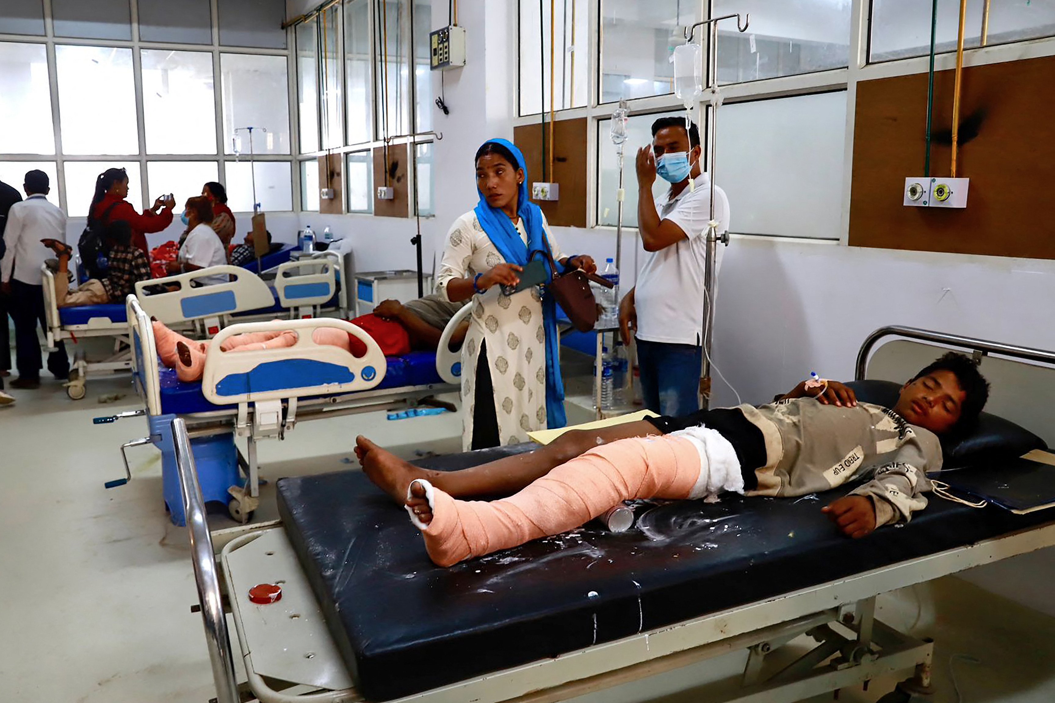 Injured victims are treated at a hospital in Nepalgunj after an earthquake in western Nepal on November 4, 2023. Photo: AFP
