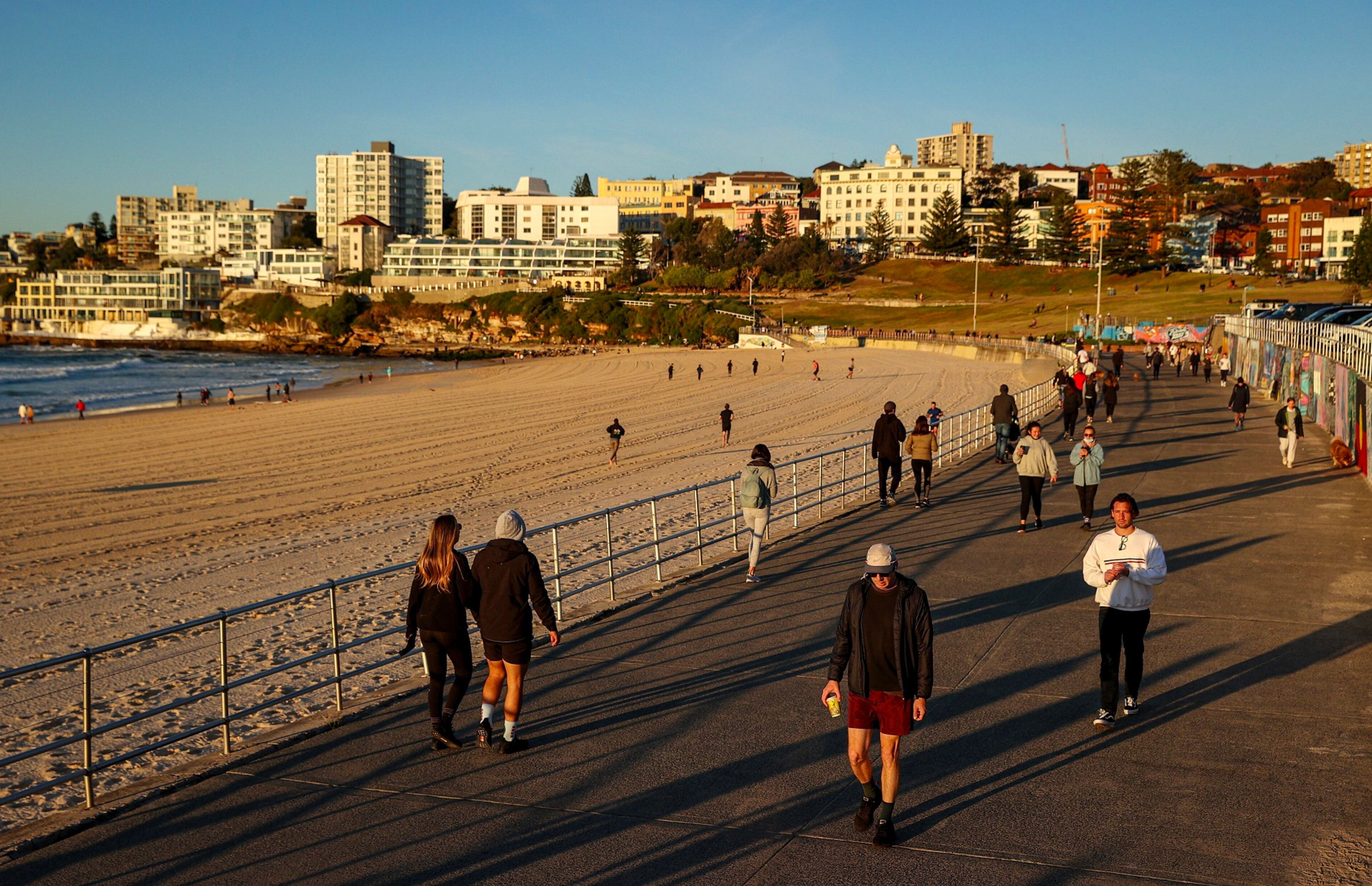Bondi Beach in Sydney, where one Chinese investor was forced to sell when their Australian bank account ran dry. Photo: Bloomberg