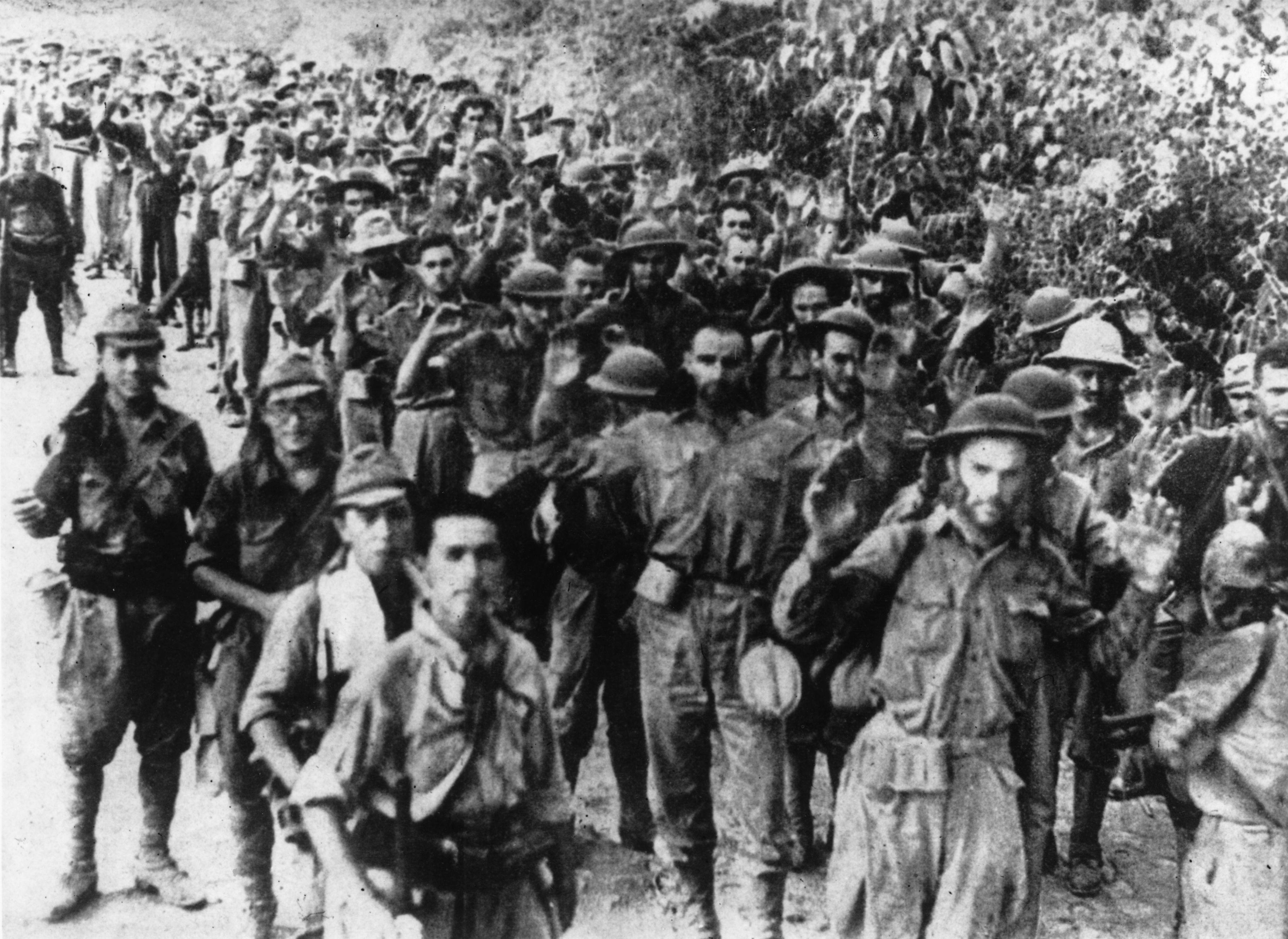 Allied soldiers captured by the Japanese during the Battle of Java in World War II. Photo: Getty Images