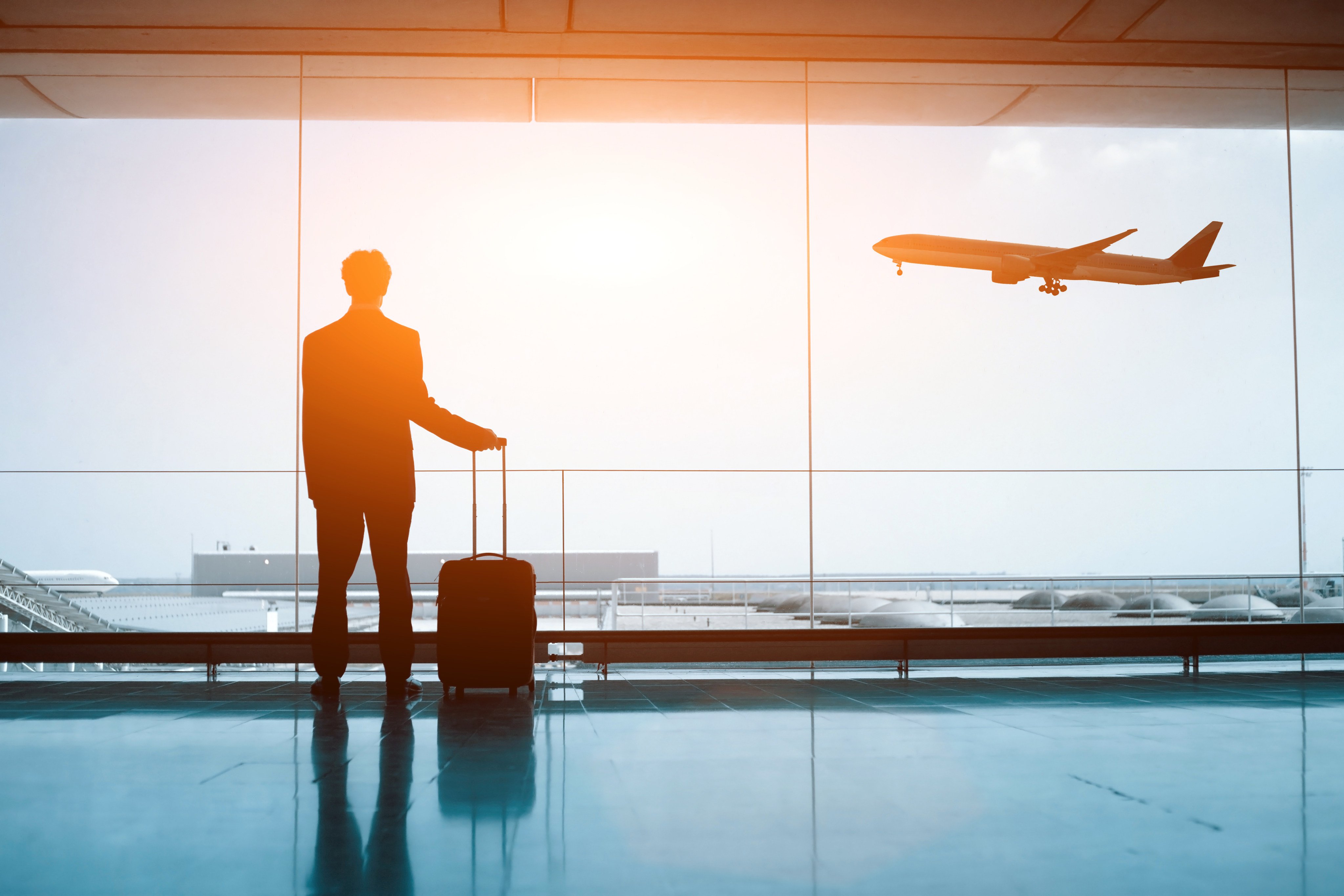 Airlines made more than US$33 billion from baggage fees in 2023. Photo: Shutterstock