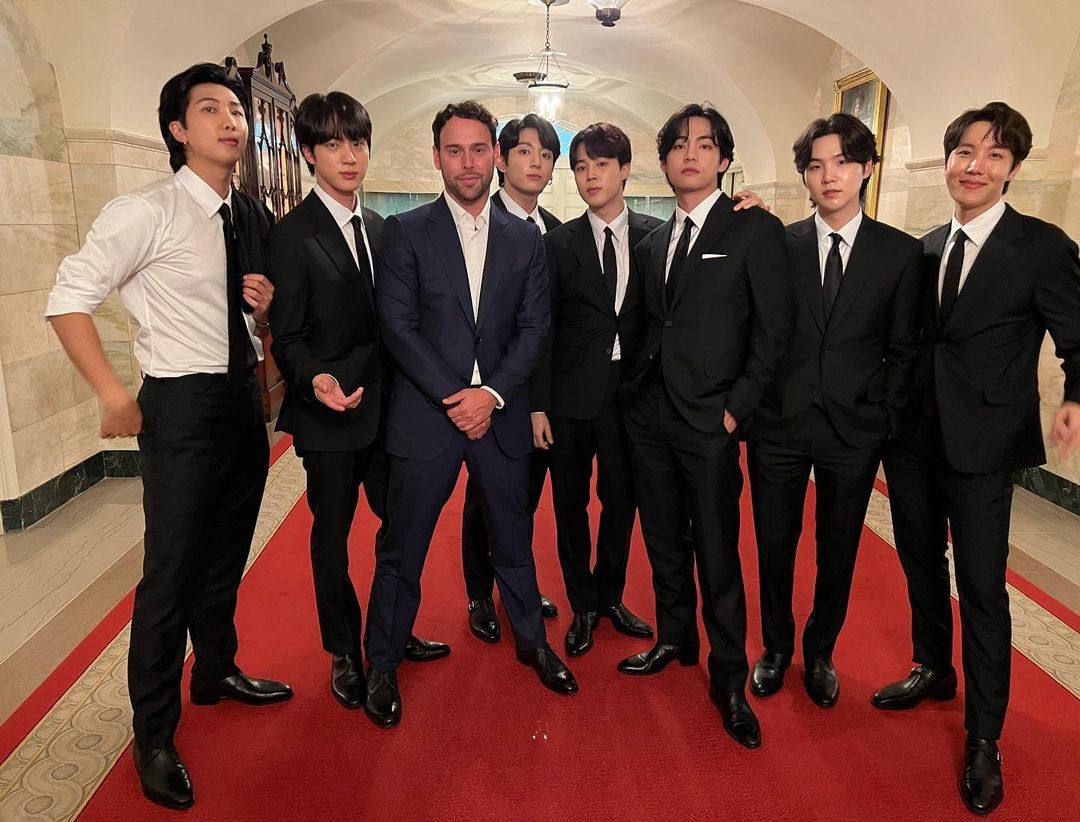 Hybe America boss Scooter Braun (third from left) with BTS at the White House in Washington in 2022. Photo: Instagram/scooterbraun
