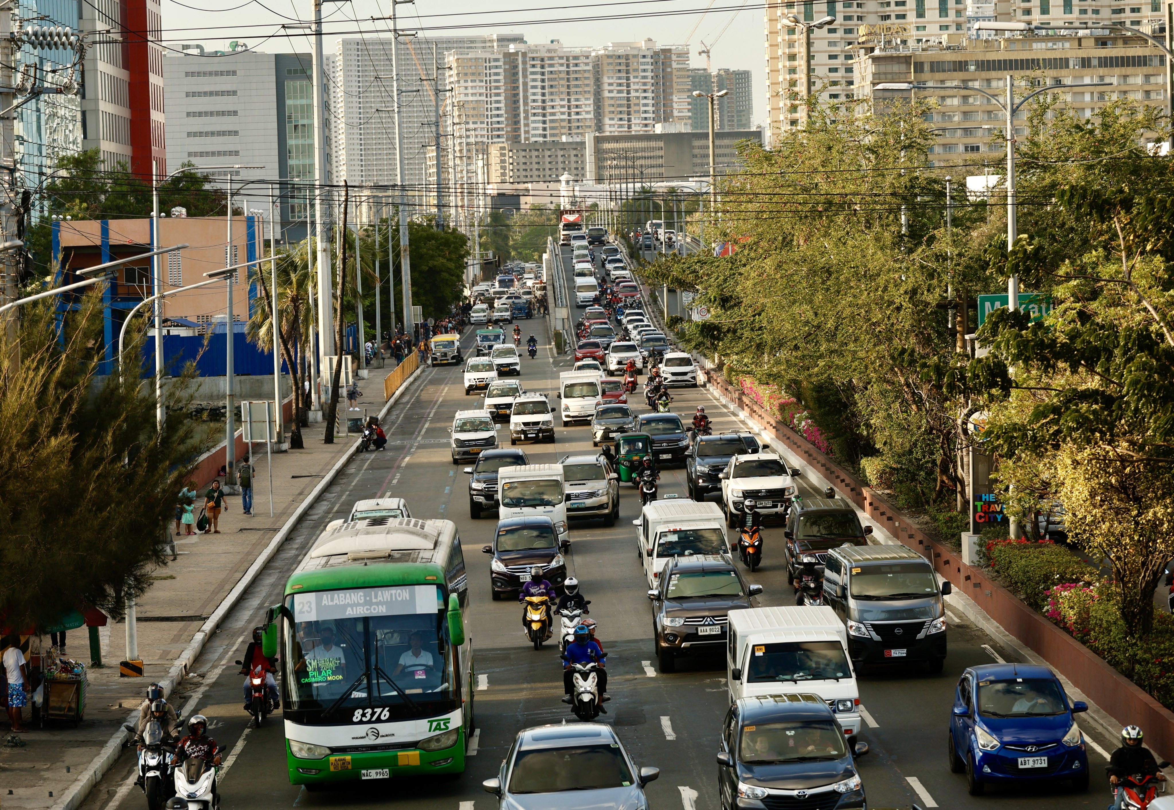 Heavy traffic in Metro Manila, the Philippines. The kidnapping of six Chinese nationals from their home in a luxury residential enclave in Metro Manila last year sparked a law enforcement blitz. Photo: EPA-EFE