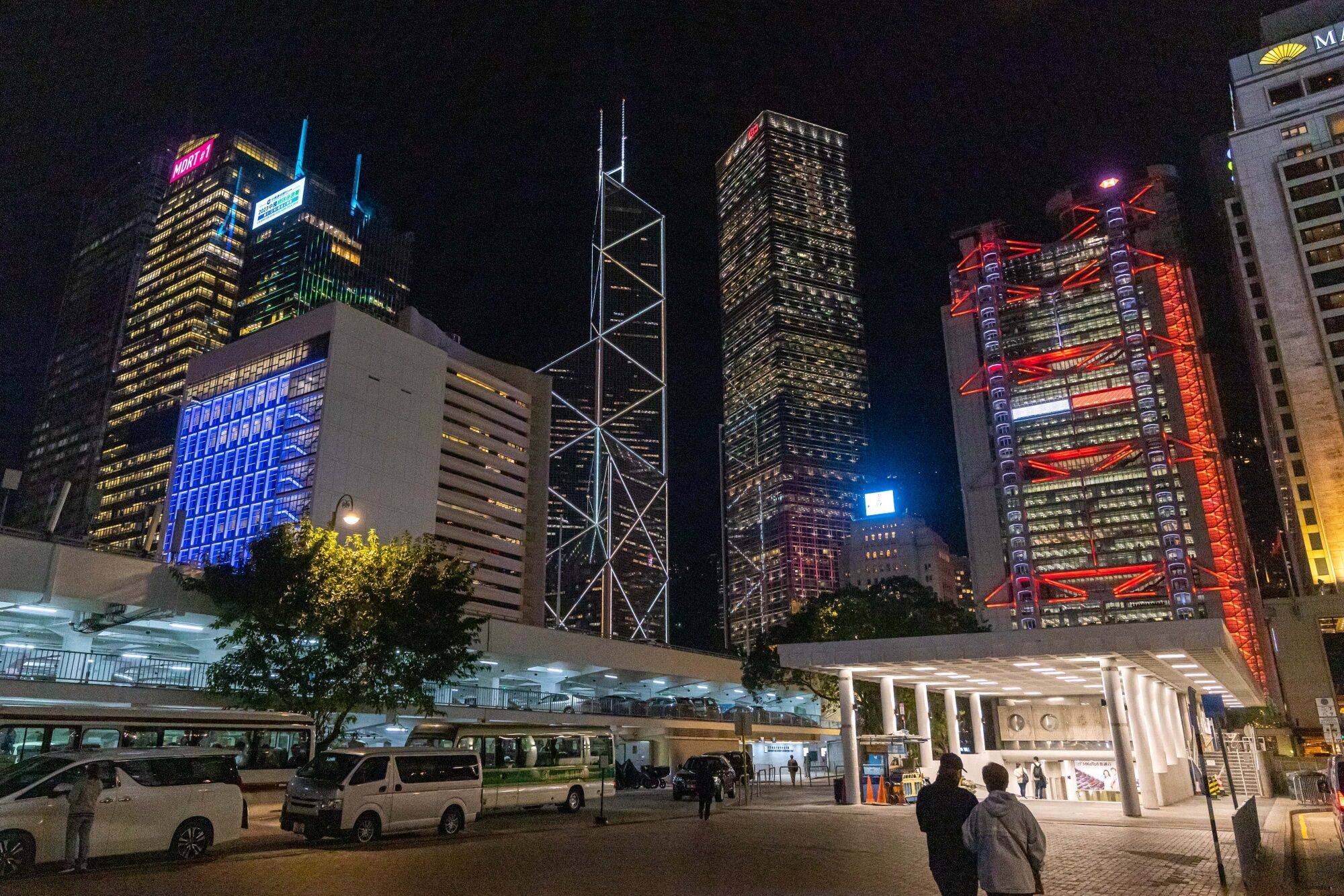 Zheng Yanxiong, Beijing’s liaison office director in Hong Kong, says the city is a ‘super treasure bowl’ because of its ability to gather international financial capital. Photo: Bloomberg