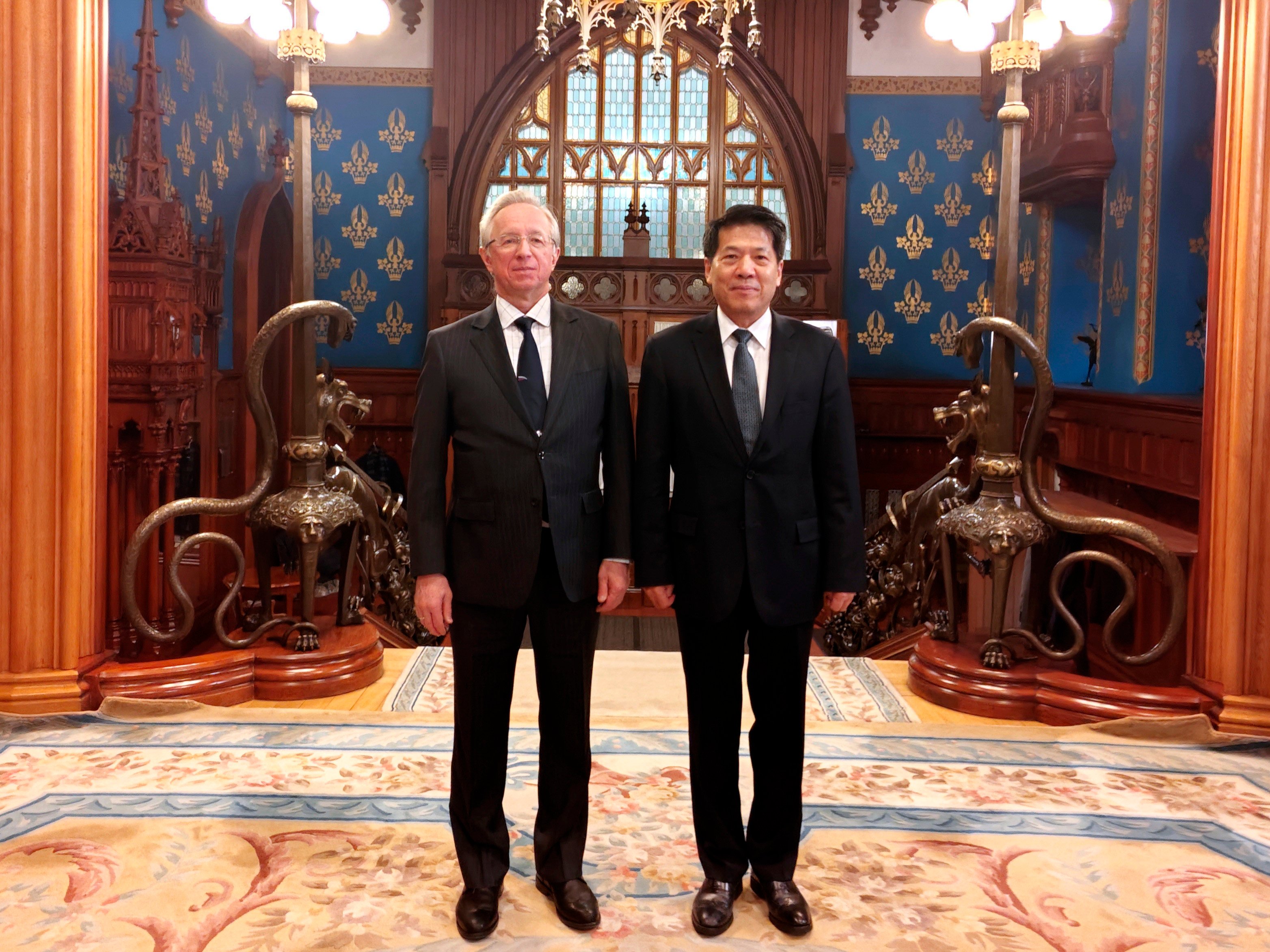 Russian Deputy Foreign Minister Mikhail Galuzin (left) poses with Li Hui, China’s special representative on Eurasian Affairs, in Moscow on March 2. China’s point man on Ukraine went on a tour to Russia and Europe to “mediate and build consensus” on how to end the war. Photo: Xinhua