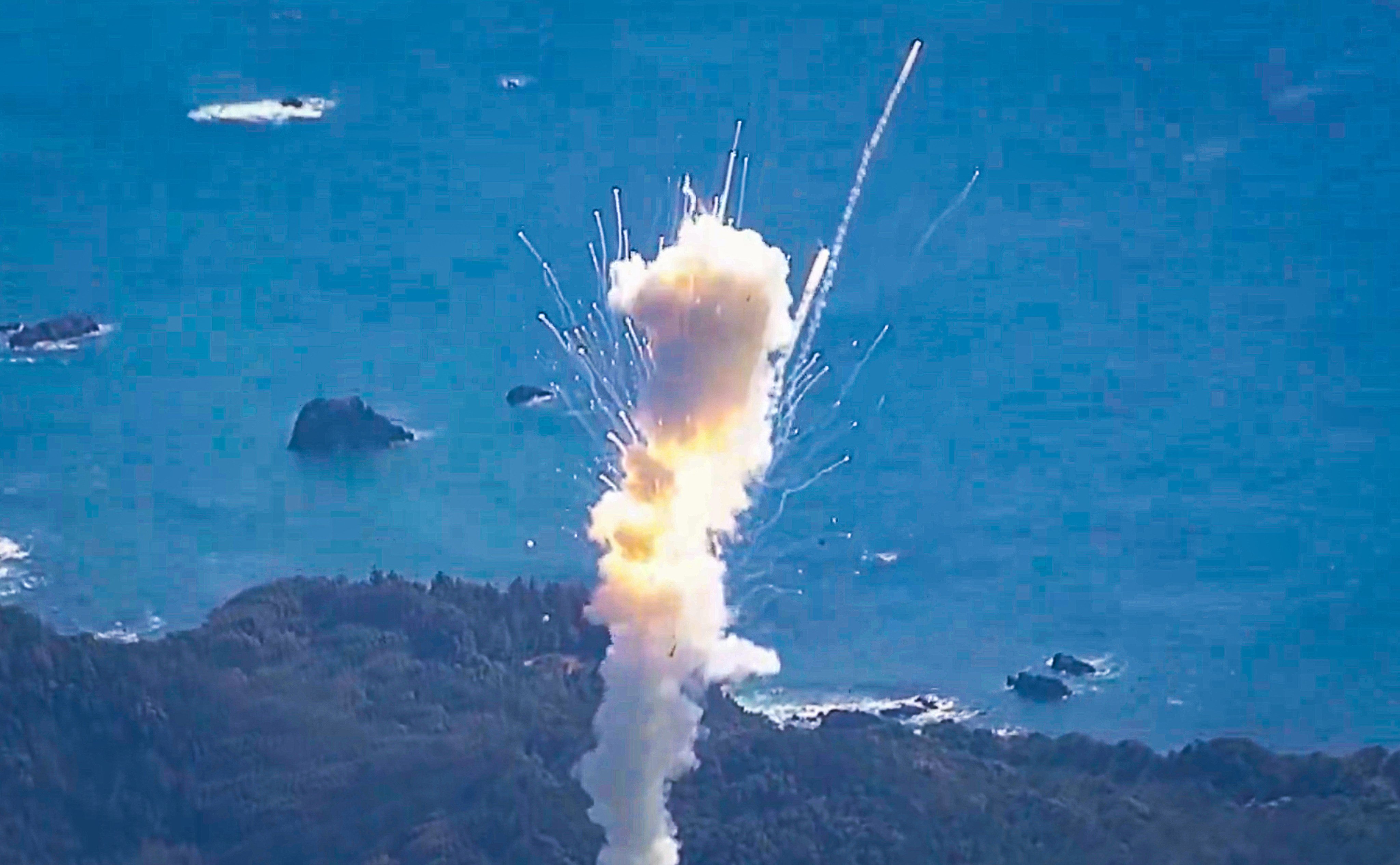 Japan’s Space One’s small, solid-fuelled Kairos rocket exploded shortly after launch on its inaugural trip on Wednesday as the firm tried to become the first Japanese company to put a satellite in orbit. Photo: MBS
