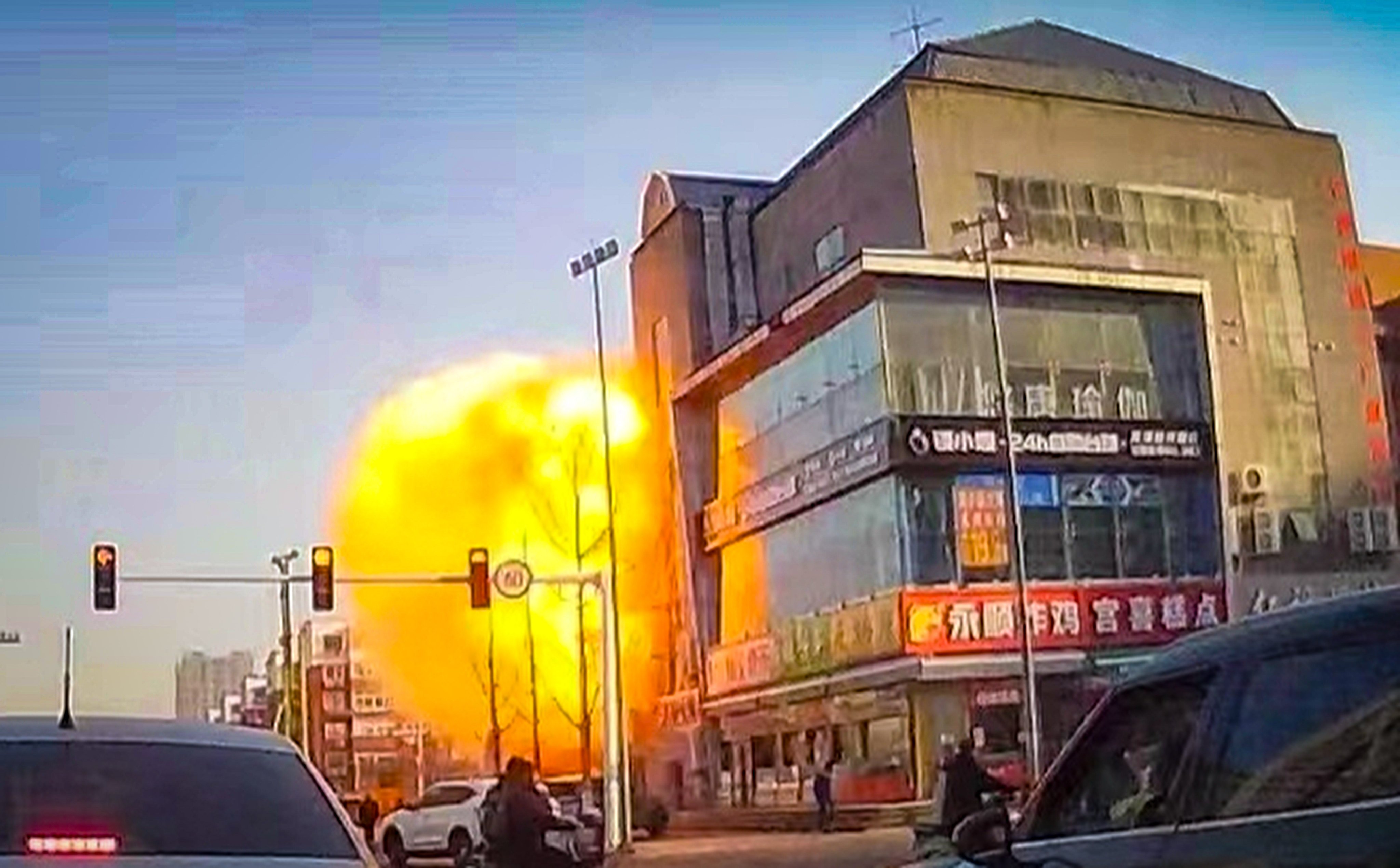 A blast in Yanjiao, Hebei province on Wednesday morning was caused by a gas leak. Photo: X/xinggugu597782
