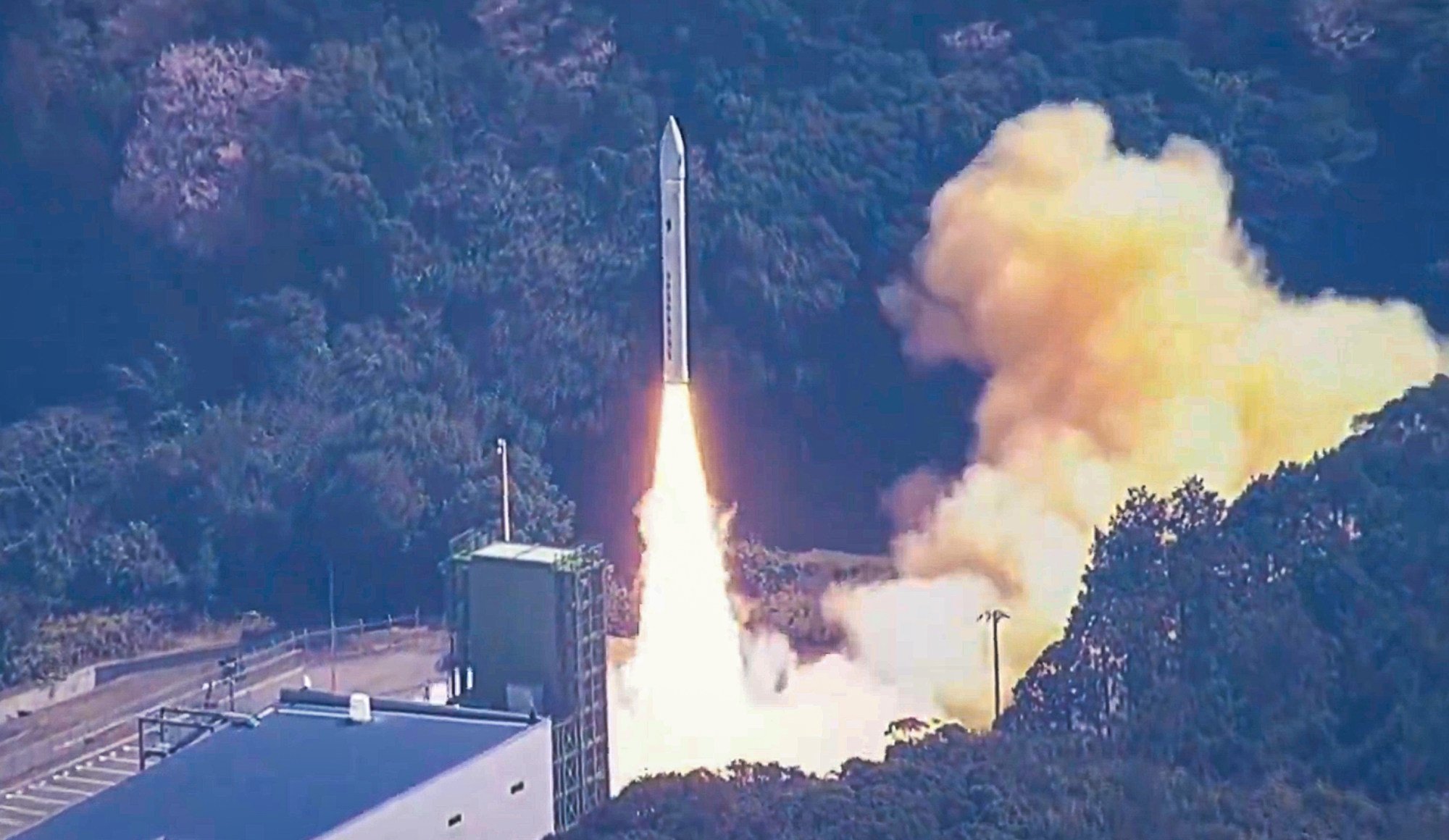 El cohete japonés Space One Kairos explotó durante un vuelo inaugural “interrumpido”.