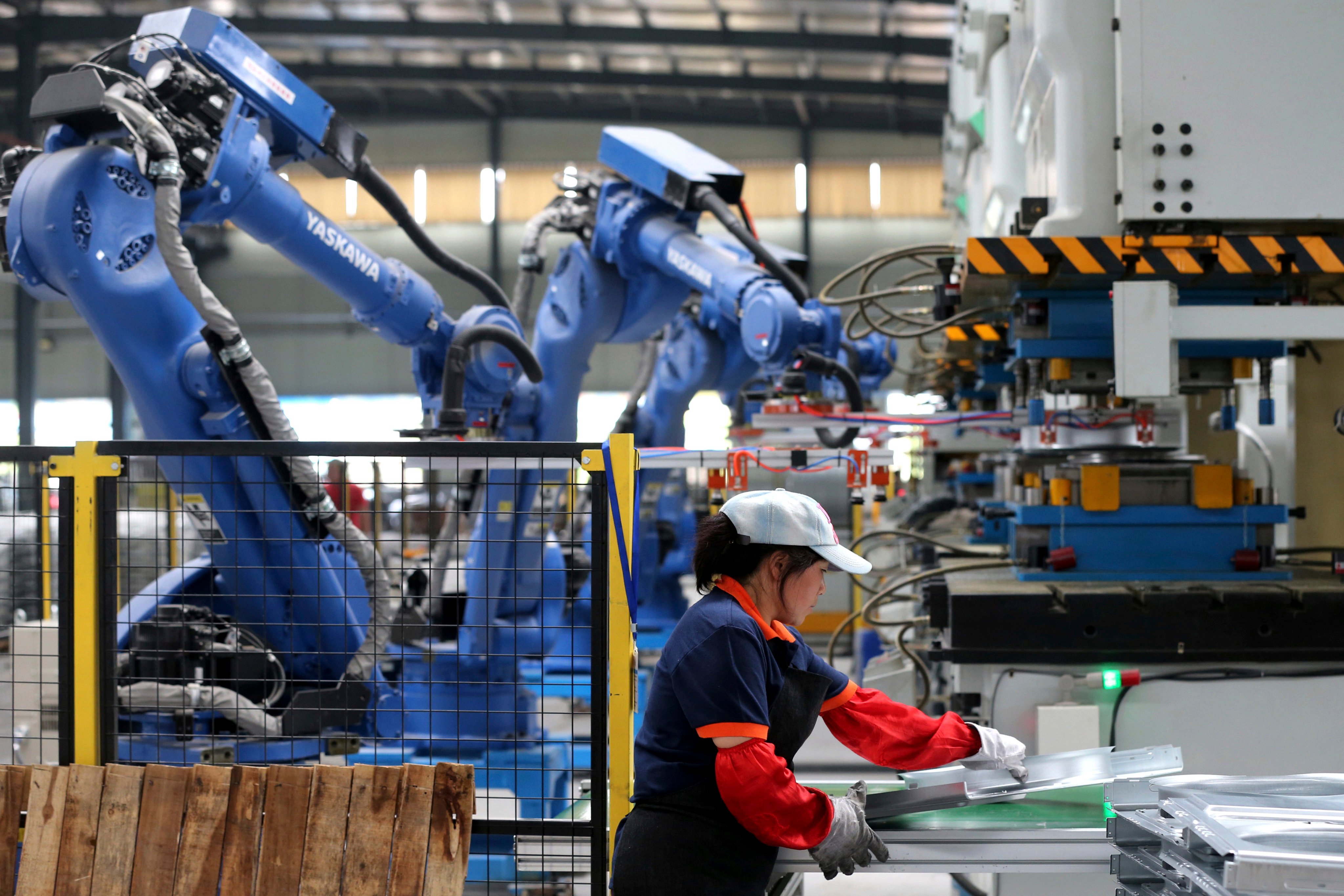 The production and deployment rates of robotics in Chinese manufacturing are increasingly rapidly compared with other countries, according to a new report from an independent US think tank. Photo: AP