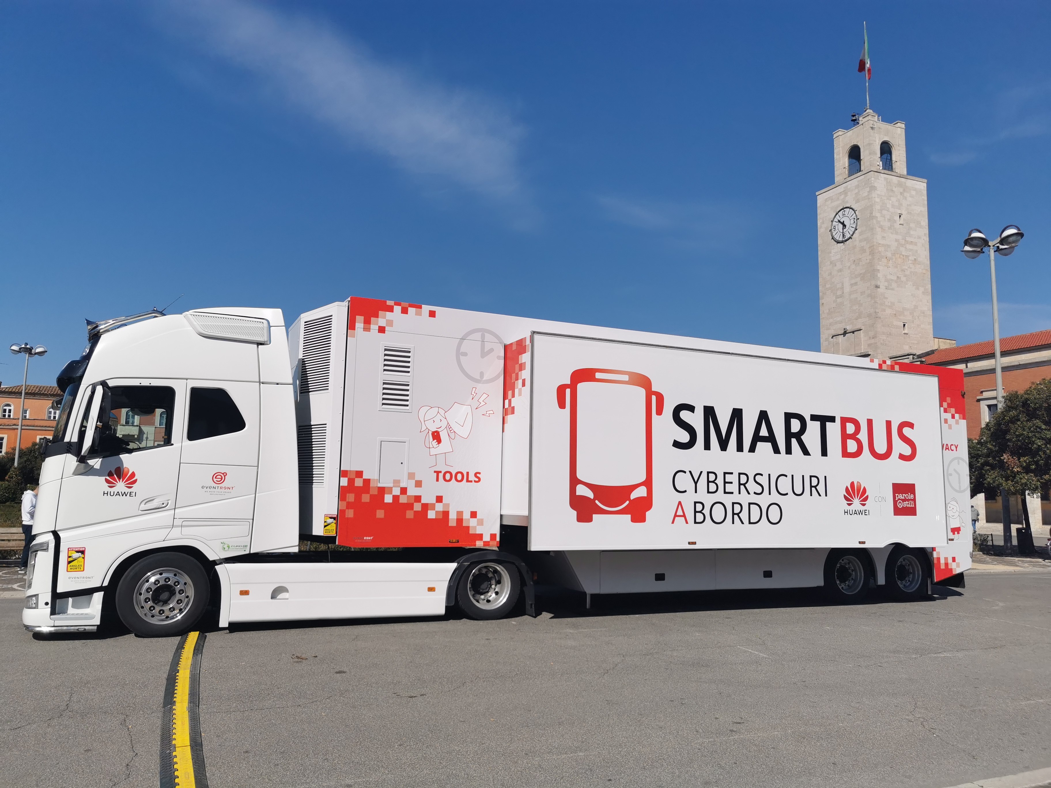Huawei Italy’s SmartBus cybersecurity initiative, under the theme of ‘Cybersafe on Board’, featured a 90-day road trip across Italy last year, which interacted with 4,500 children from 206 schools, as well as 600 adults.