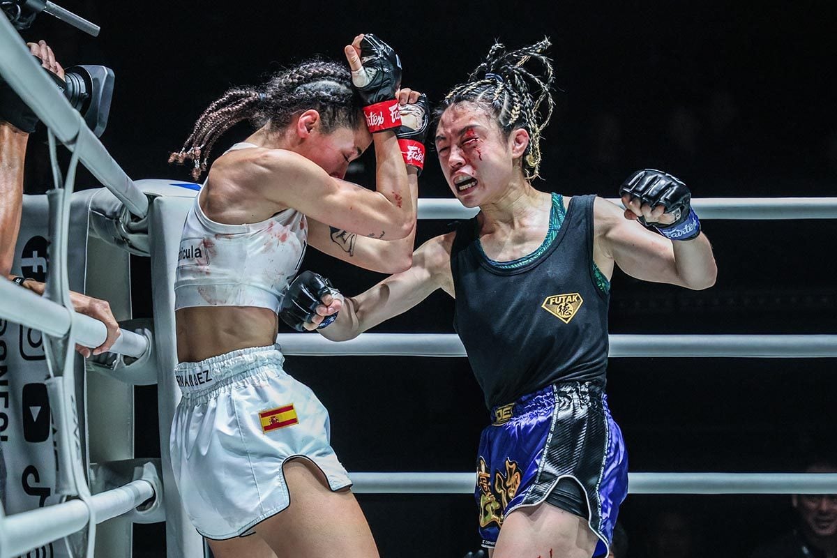 Yu Yau-pui (right) punches Lara Fernandez during their clash at ONE Fight Night 20. Photo: ONE Championship
