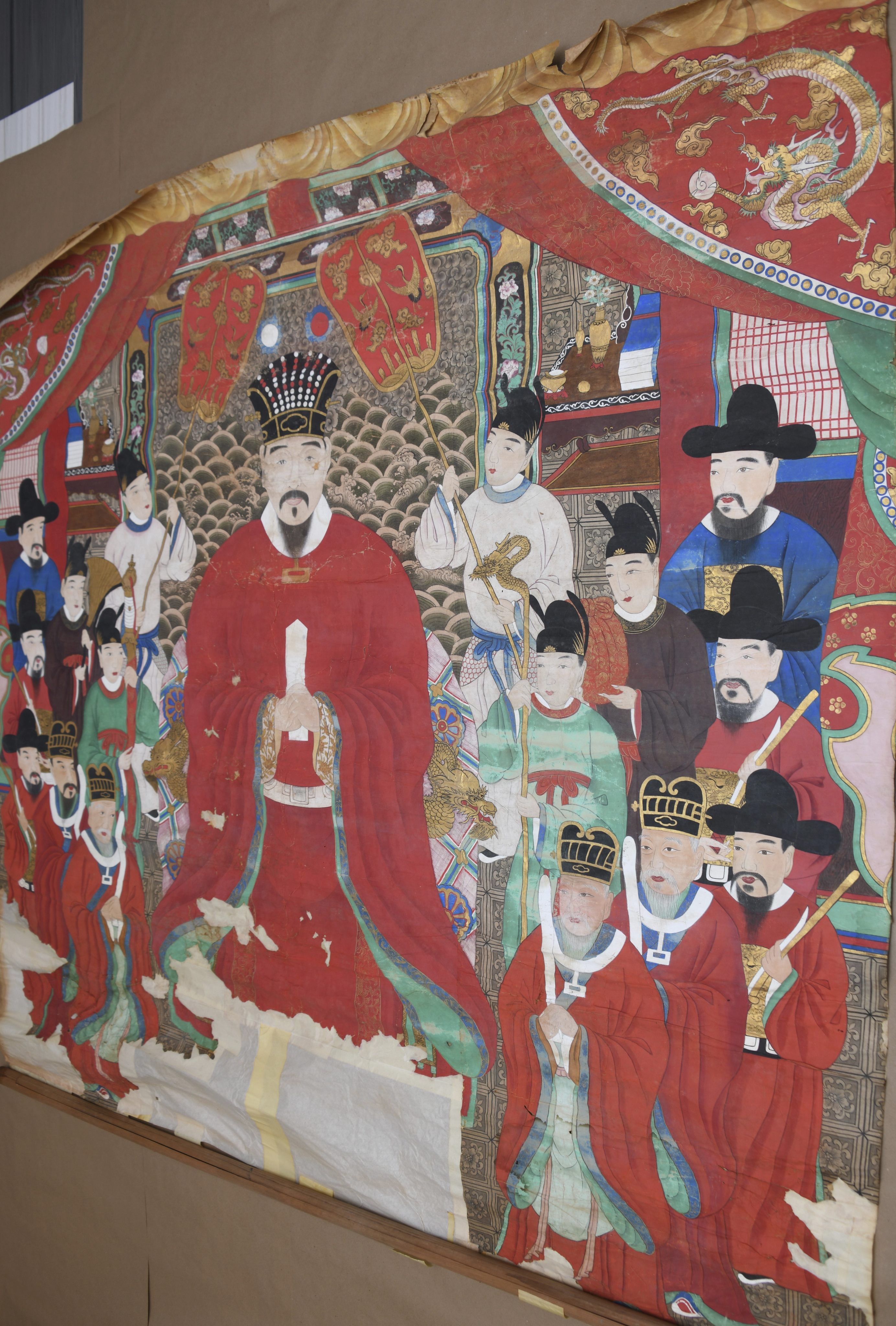 This tapestry is one of 22 historic artifacts that were looted following the Battle of Okinawa in WWII. Photo: FBI via AP