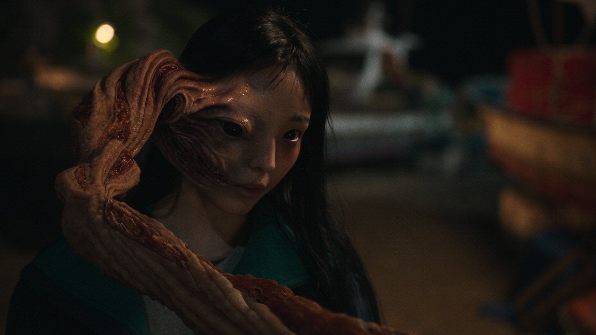 Jeon So-nee as Jeong Su-in in a still from Parasyte: The Grey. Photo: Cho Wonjin/Netflix