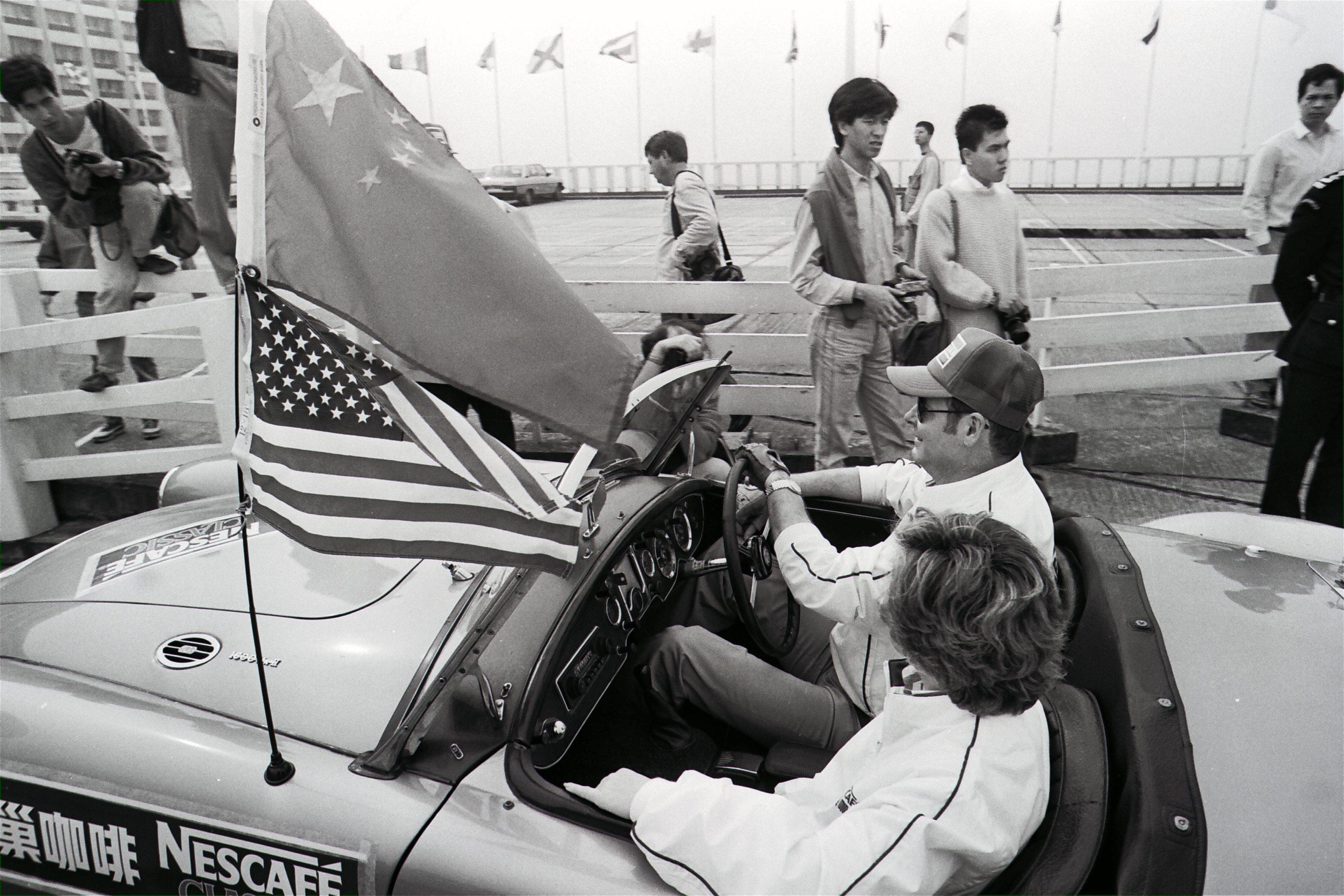 Entrants in the Classic Car China Rally line up at Ocean Terminal in Hong Kong in 1986 before setting off for Guangzhou, China, where they had an enthusiastic reception. Photo: SCMP