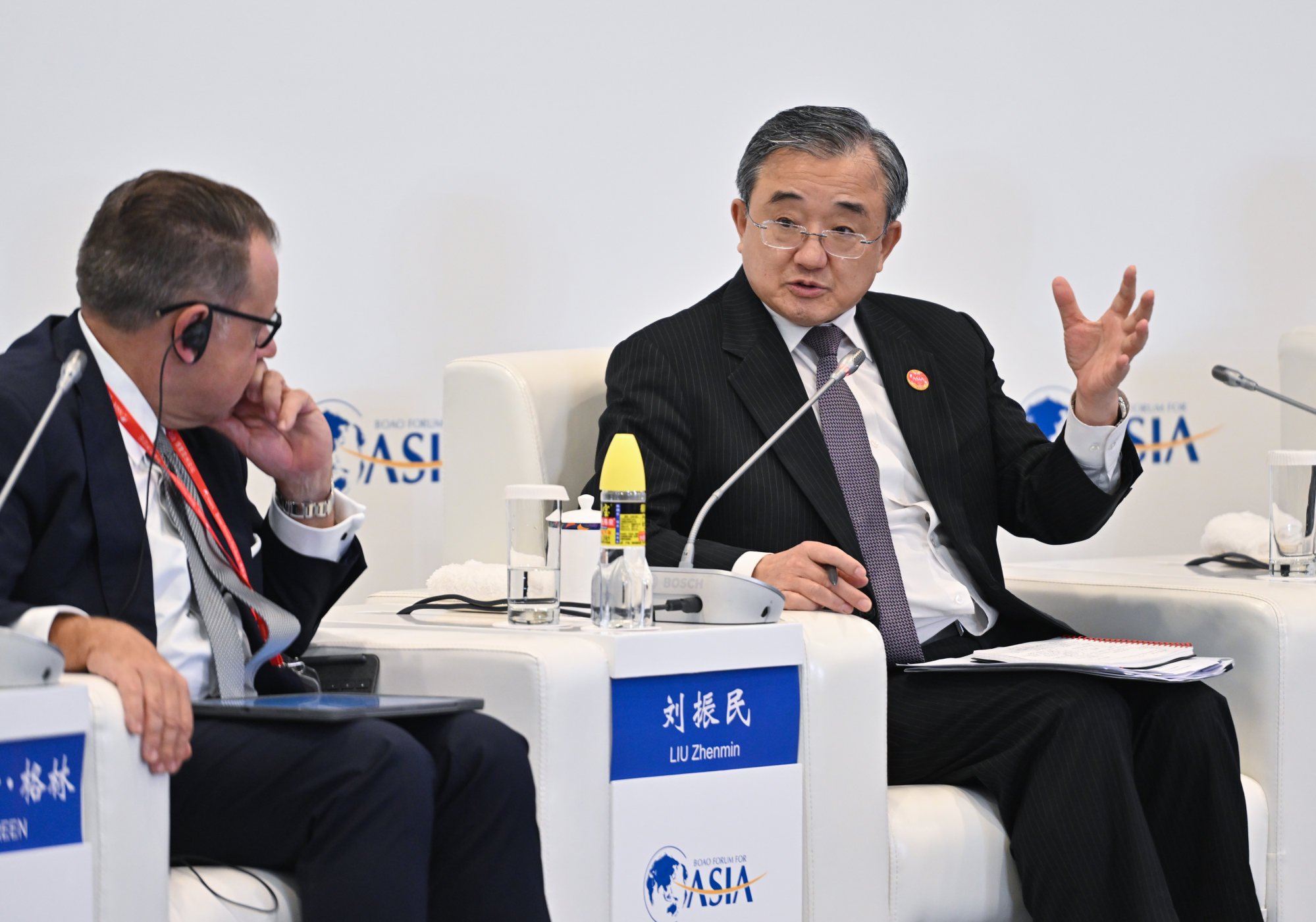 Mar de China Meridional: Beijing insta a los países del sudeste asiático a «valorar la paz» y ayudar a evitar que las tensiones se salgan de control