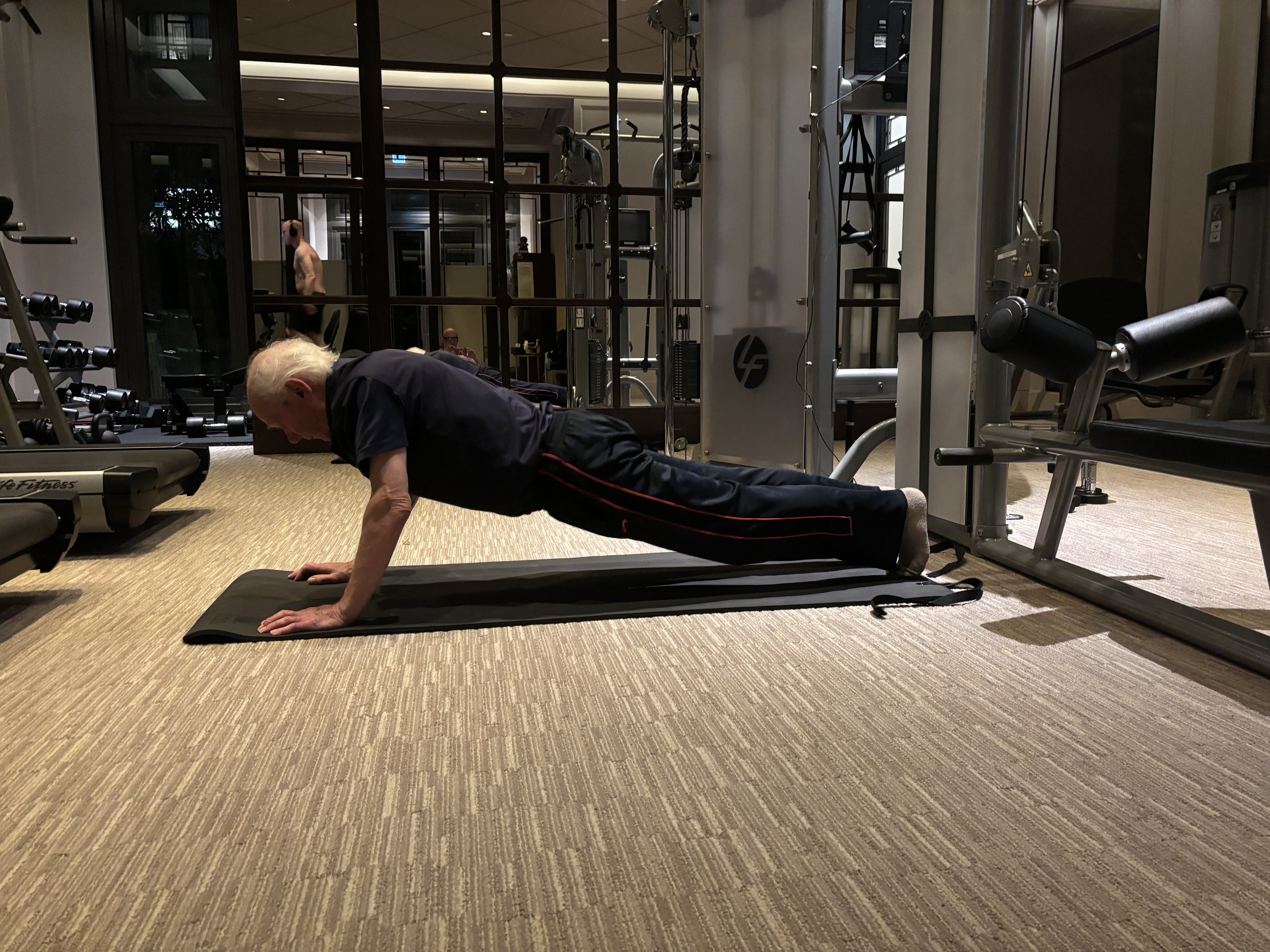 At 98, Andrei Iwanowitsch still regularly does planks, which help improve overall strength and muscular endurance. Exercise is one of many reasons why the Nazi concentration camp survivor has aged well and maintains good overall health. Photo: Andrei Iwanowitsch