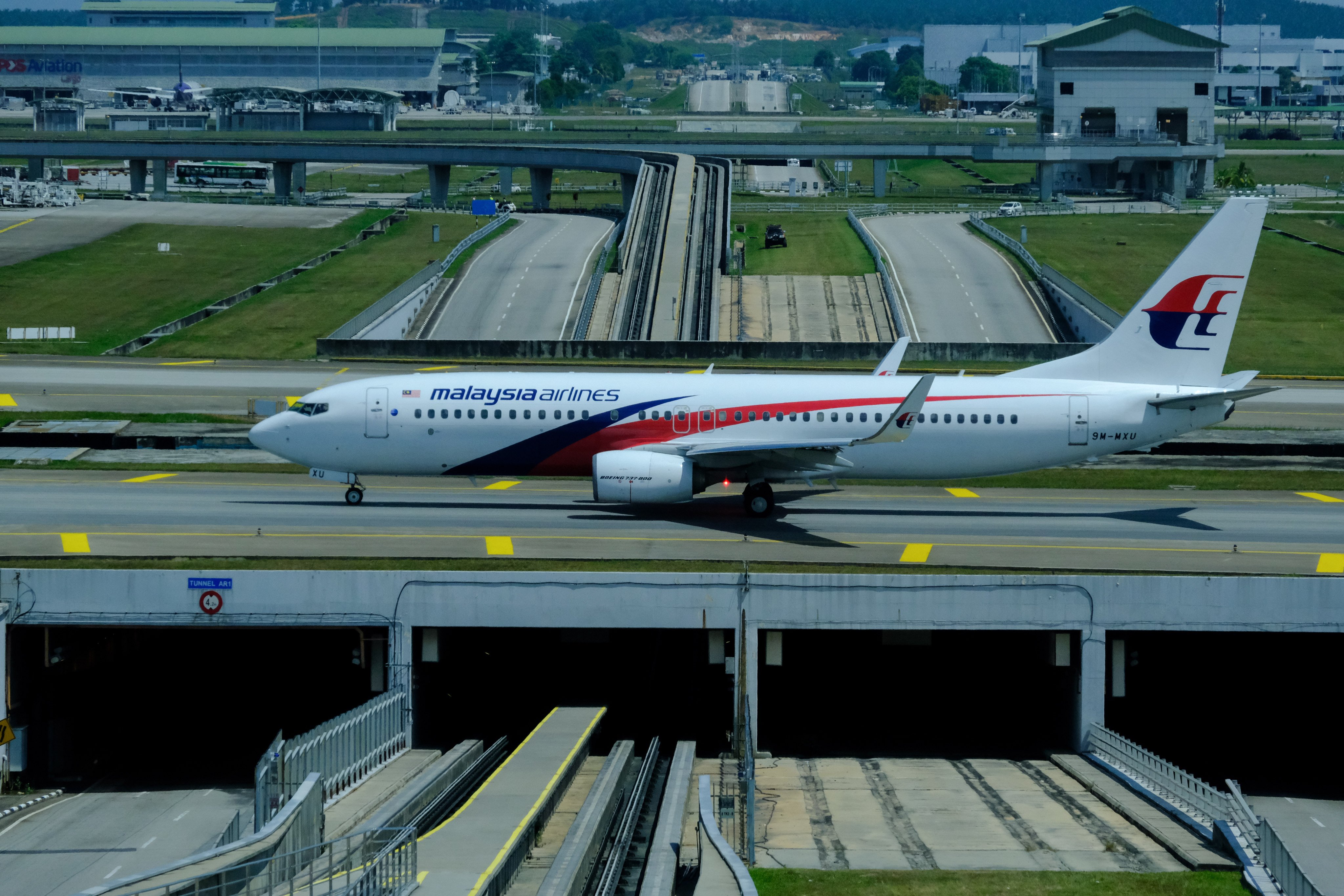 A Malaysian Airlines plane taxis at Kuala Lumpur airport in Sepang, Selangor. Photo: Bloomberg