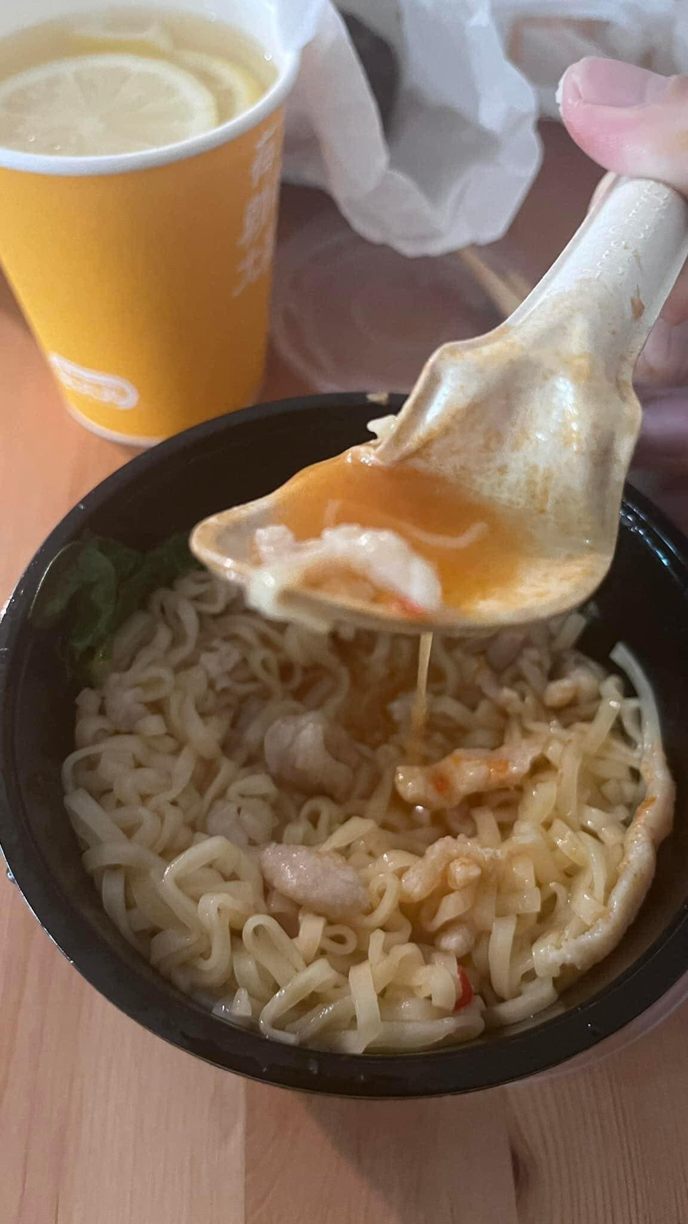 Some users have asked how long the spoon was left in the bowl before the pictures were taken. Photo: Facebook/Sam Leung