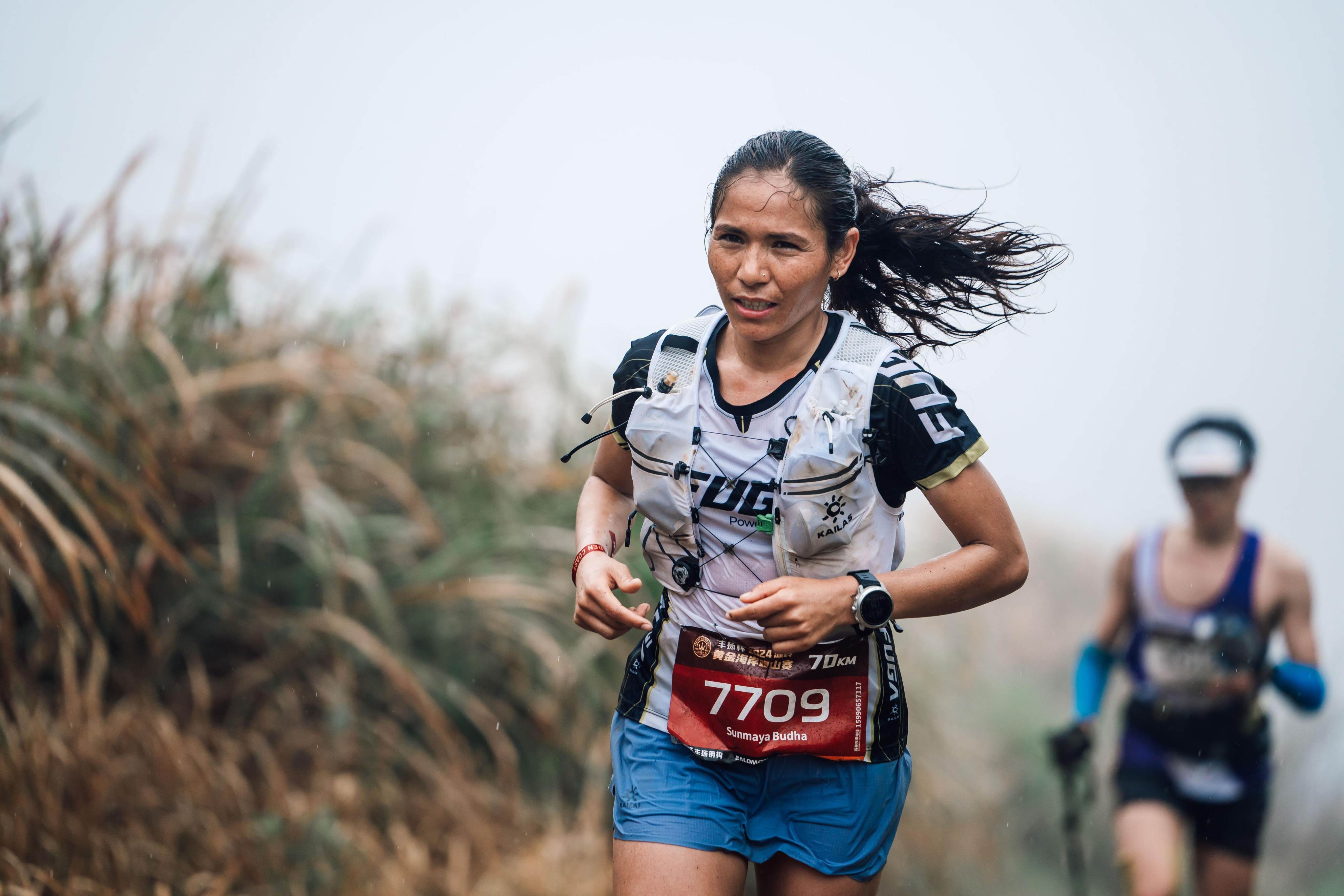 Sunmaya Budha on her way to a nine second victory in the Wenling Golden Coast Trail Race. Photo: Naden81