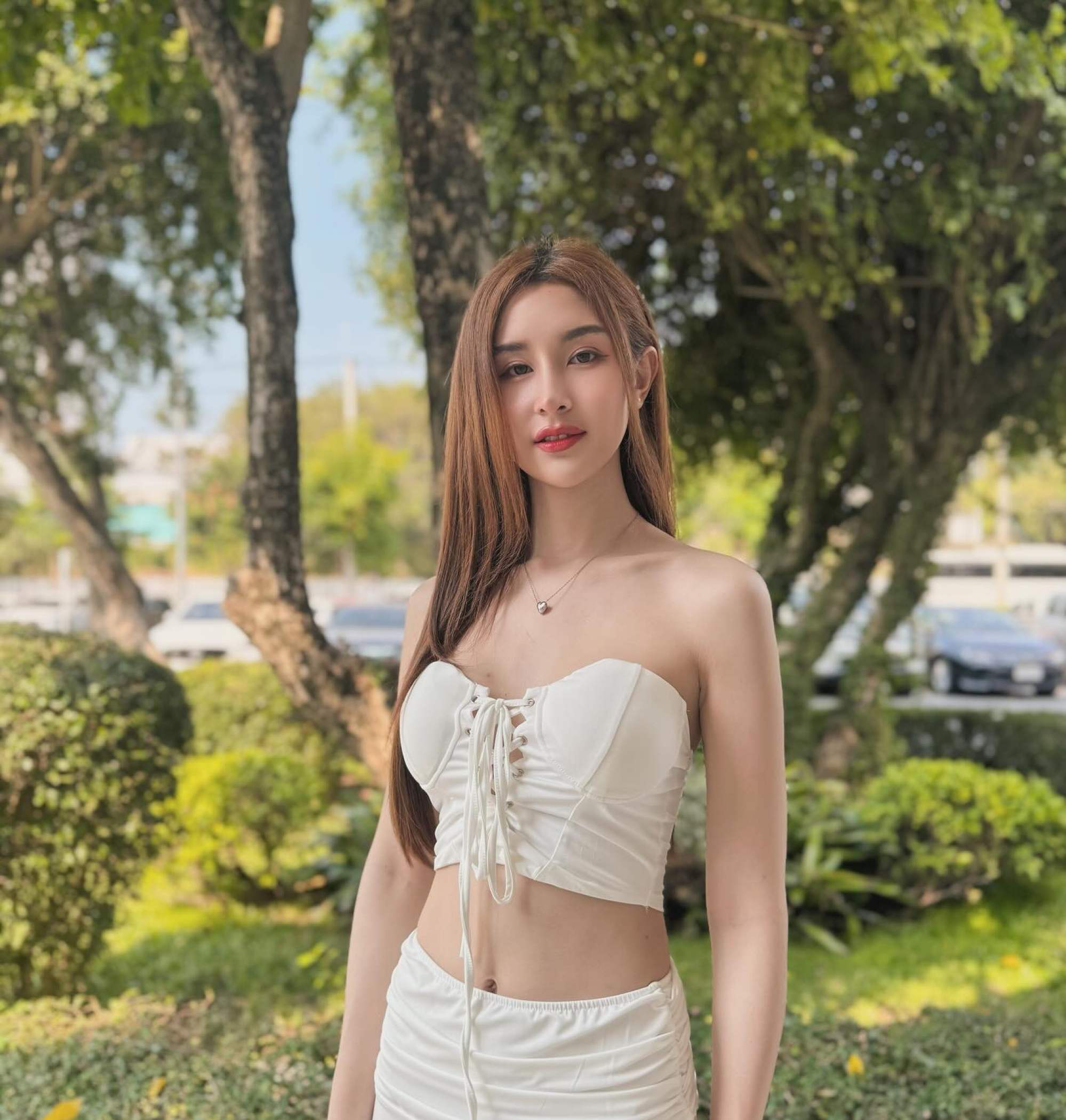 Both women were able to gain exemption from military service by proving they had undergone gender reassignment surgery. Photo: Instagram/@kantong_4289