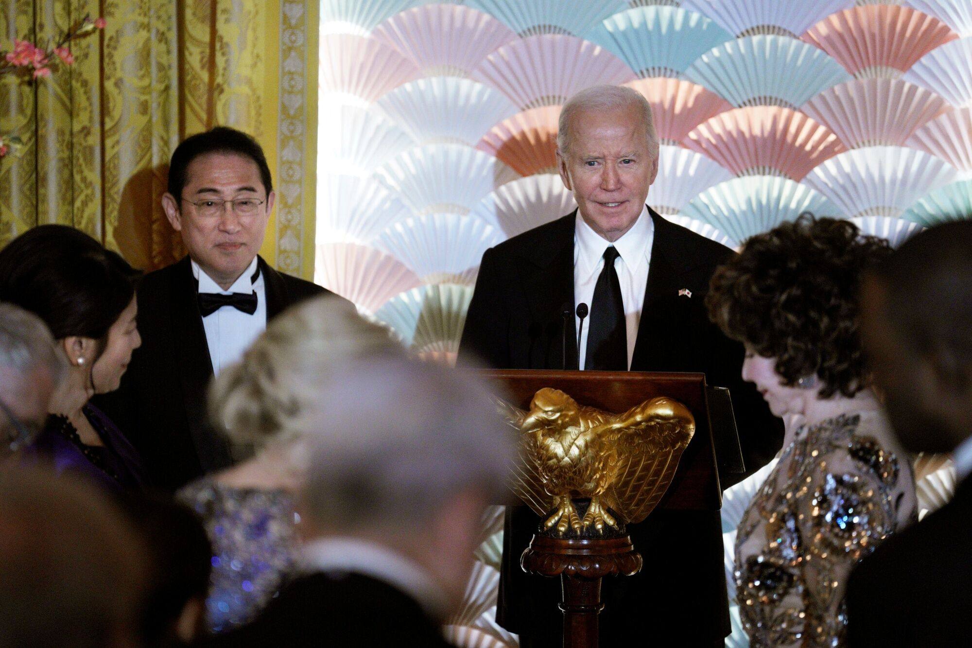 Fumio Kishida, Japan’s prime minister, and US President Joe Biden during a state dinner in the East Room of the White House on Wednesday. Photo: Bloomberg