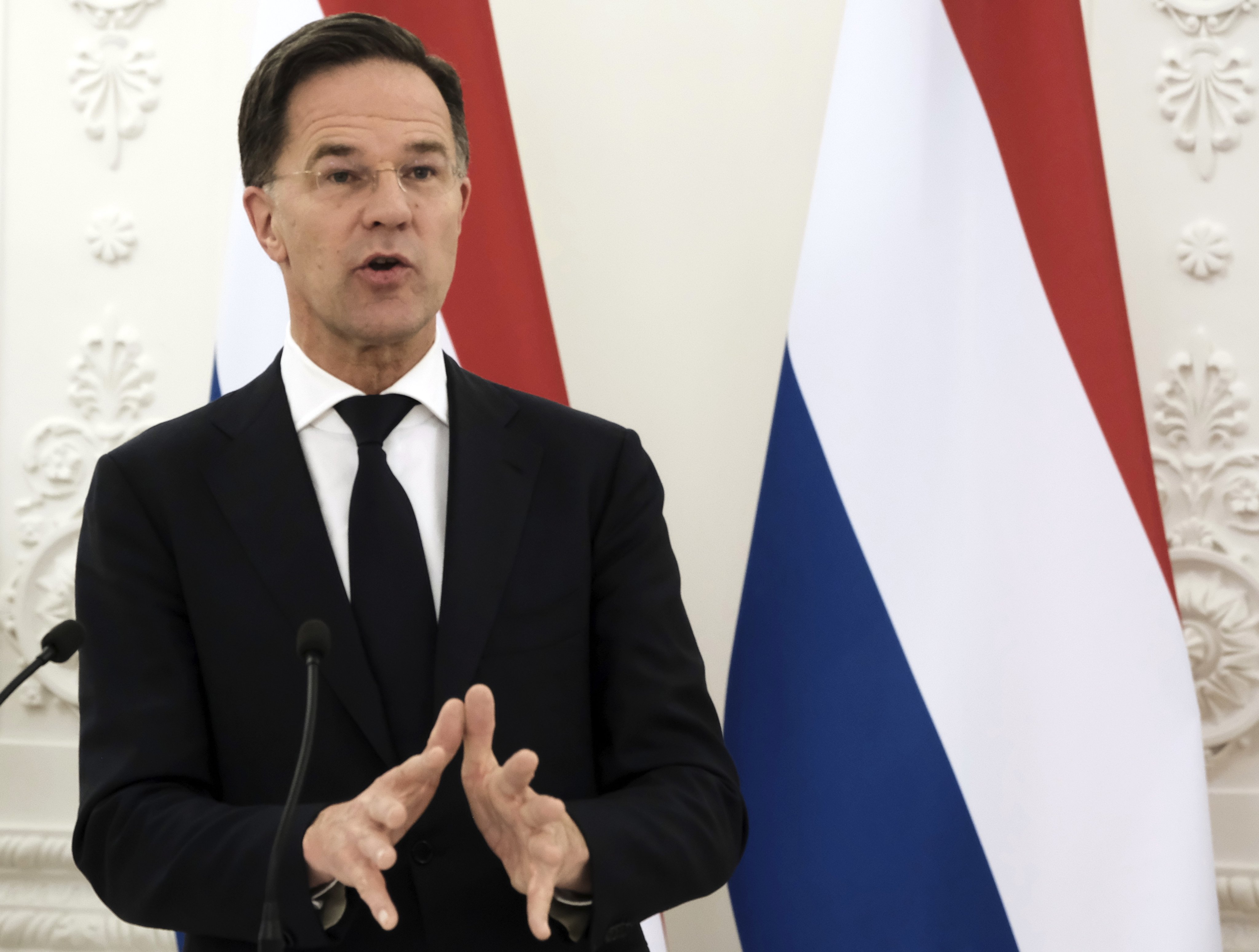 Dutch Prime Minister Mark Rutte attends a press conference in Vilnius. The Netherlands will provide Ukraine with €400 million in economic support and for repairing energy infrastructure that has again come under attack from Russia in recent days and weeks. Photo: EPA-EFE