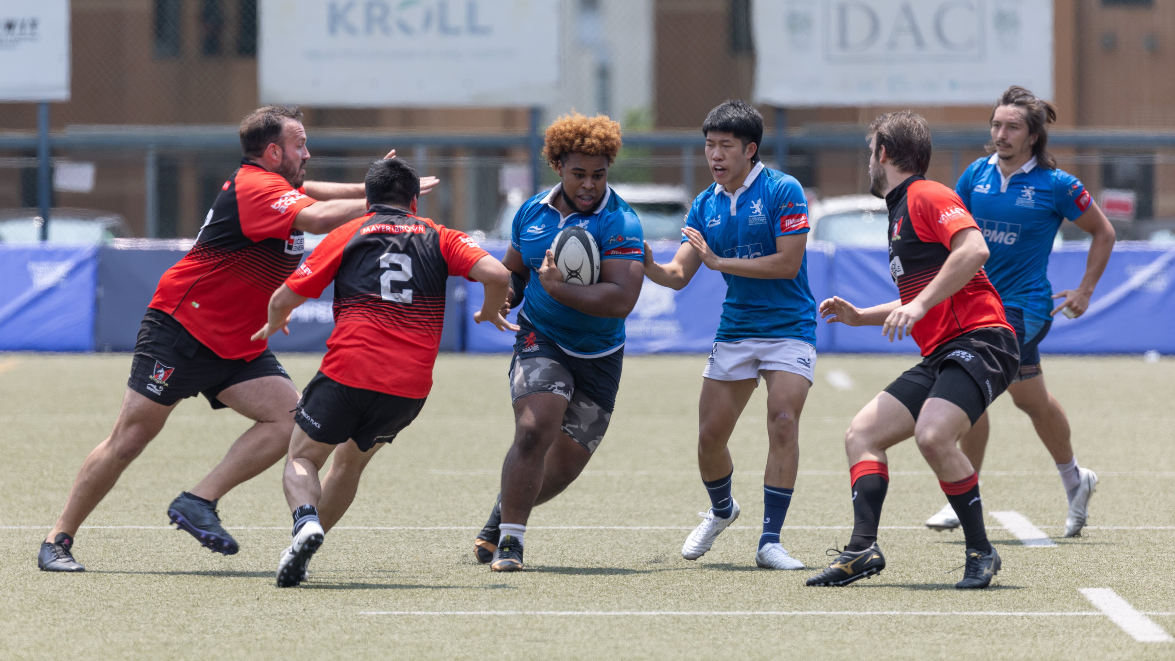 Edison Chukwudi of Hong Kong Scottish on the charge against Valley during the Fat Boy 10s. Photo: Keith Mulcahy