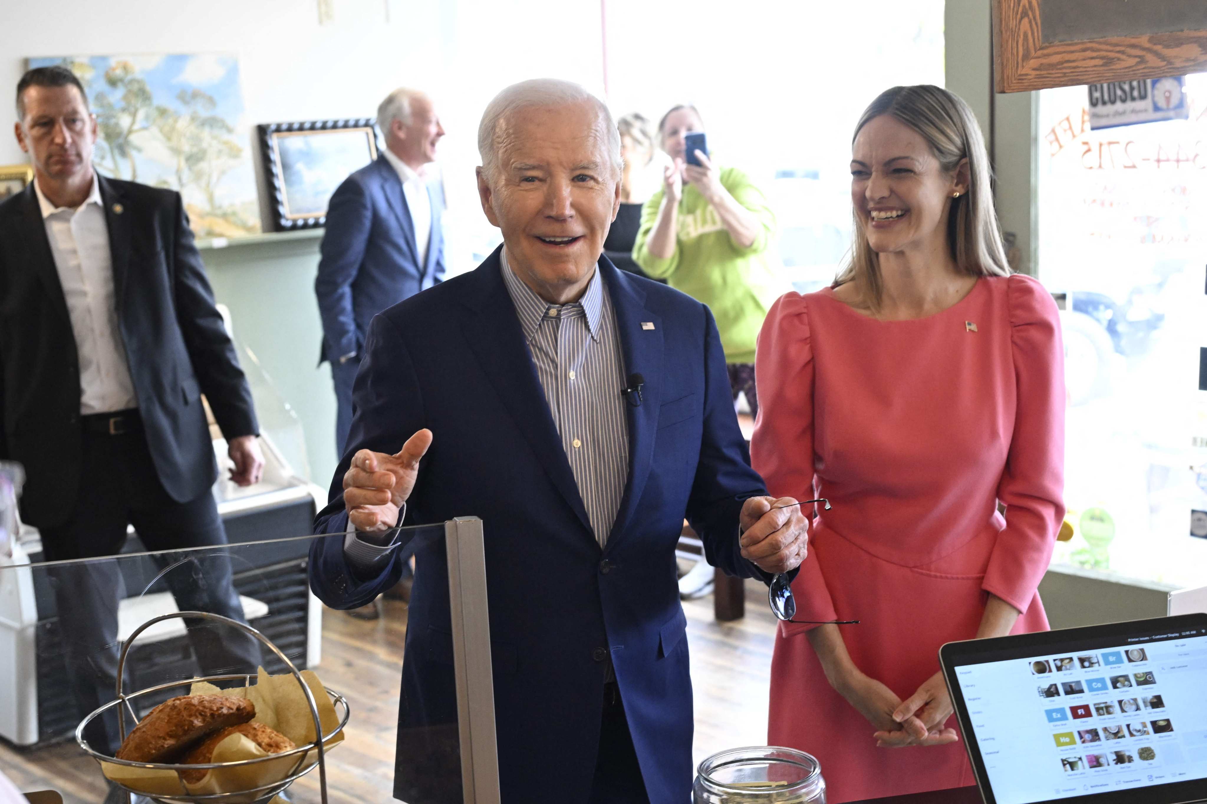 US President Joe Biden visits a cafe in Scranton, Pennsylvania, with Mayor Paige Cognetti on Wednesday before departing for Pittsburgh, where he will meet with steelworkers. Photo: AFP
